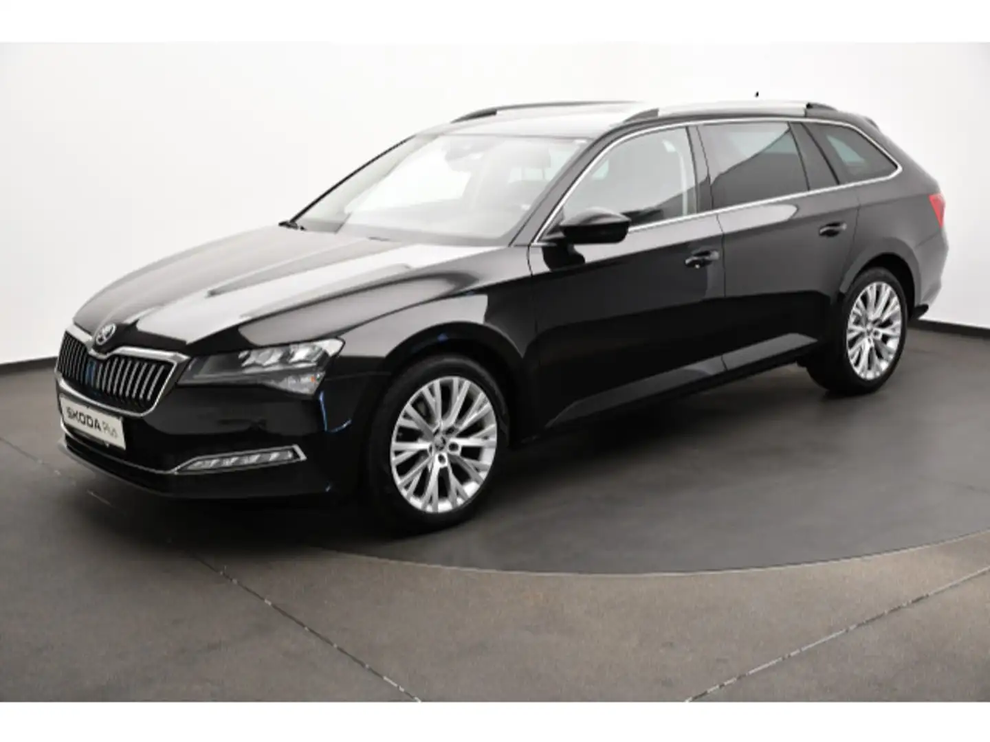 Skoda Superb 3 III Combi 2.0 TDI DSG Style Stand/AHK/A Schwarz - 2