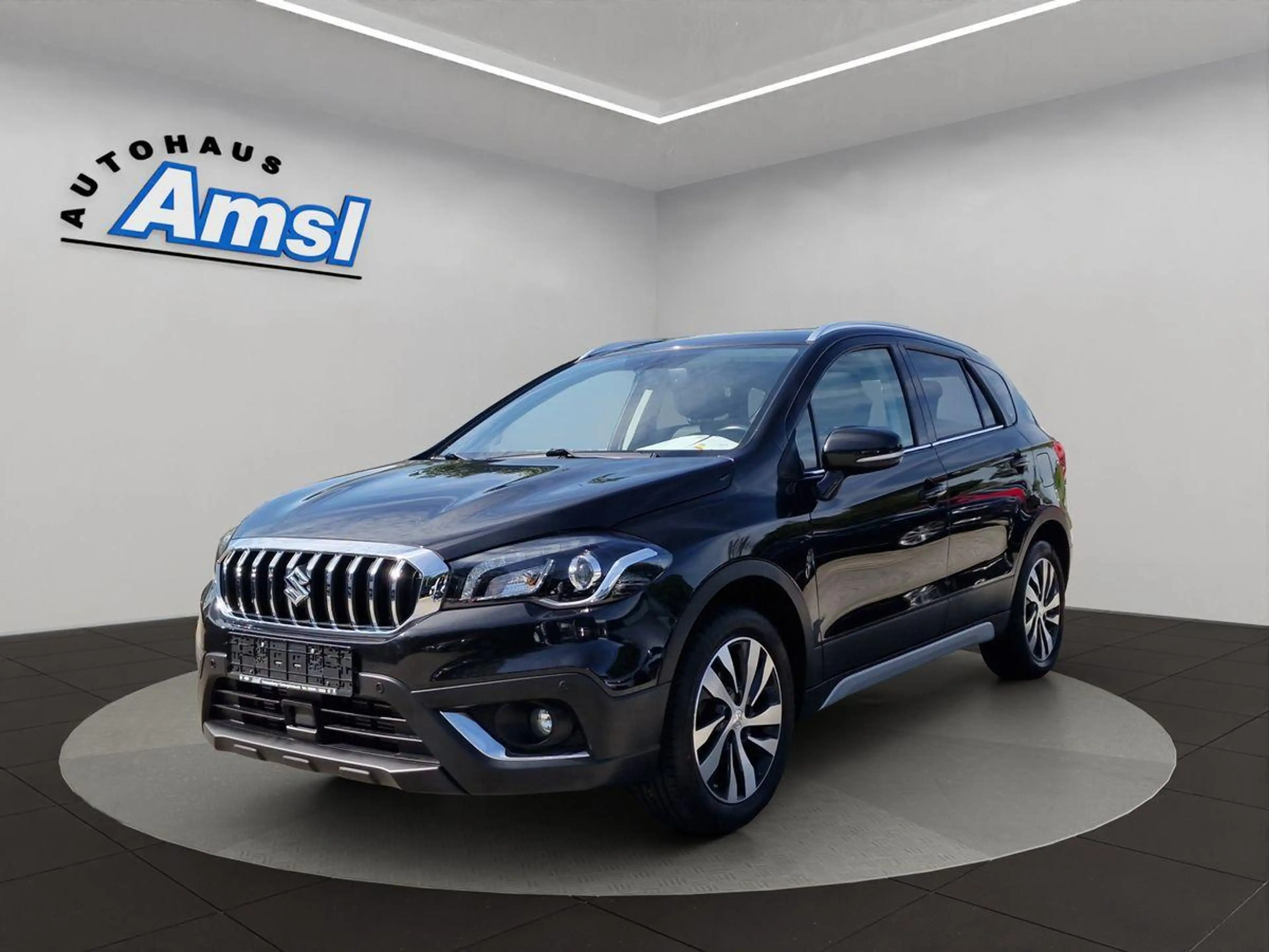 Suzuki SX4 S-Cross 1.4 Comfort+ 4x4 Navi* RFK* ACC* Pano 8-fach ALU — photo 2
