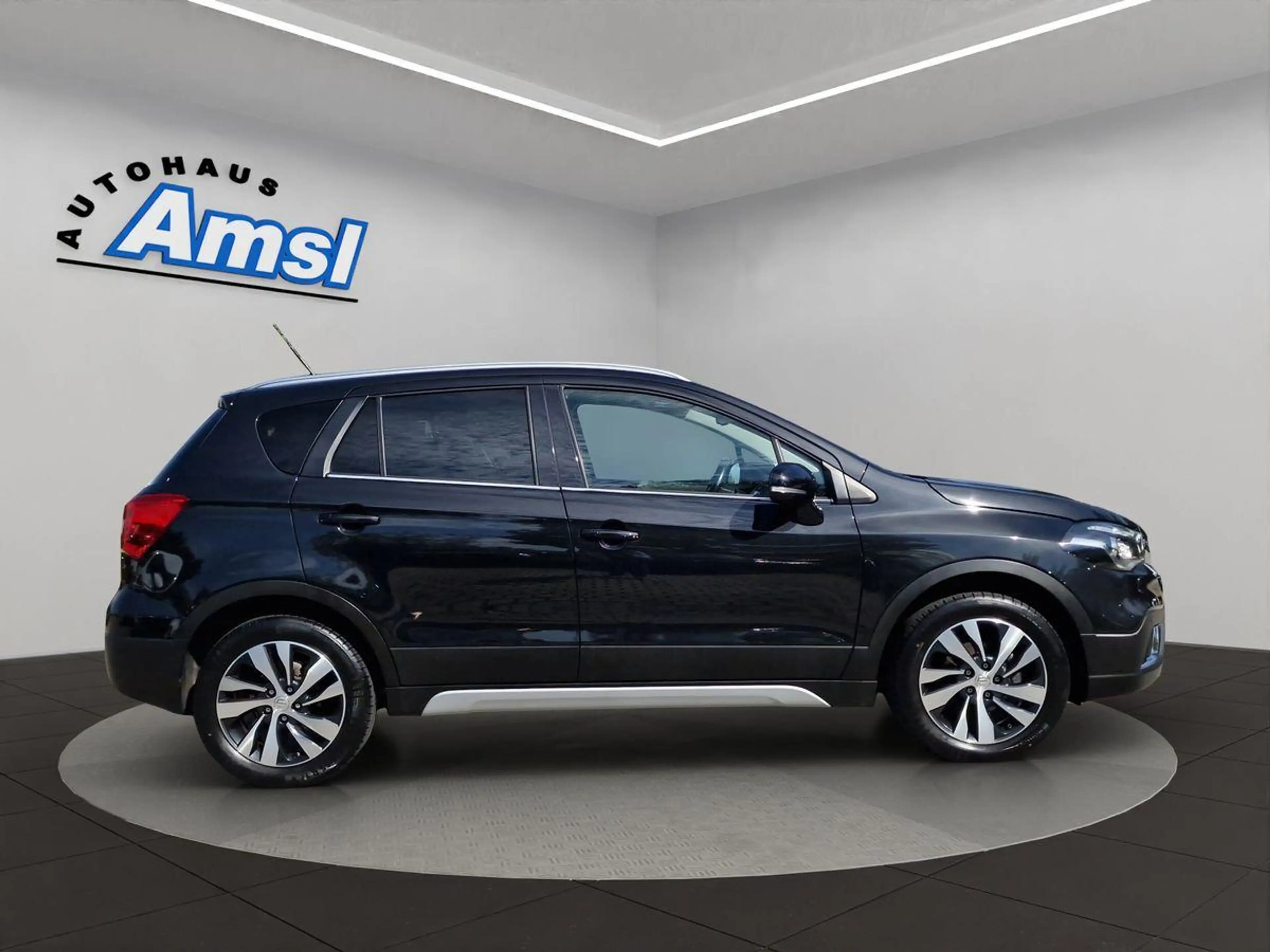 Suzuki SX4 S-Cross 1.4 Comfort+ 4x4 Navi* RFK* ACC* Pano 8-fach ALU — photo 7