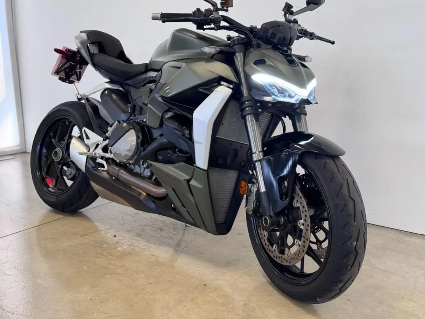 Ducati Streetfighter V2 STORM GREEN Verde - 2