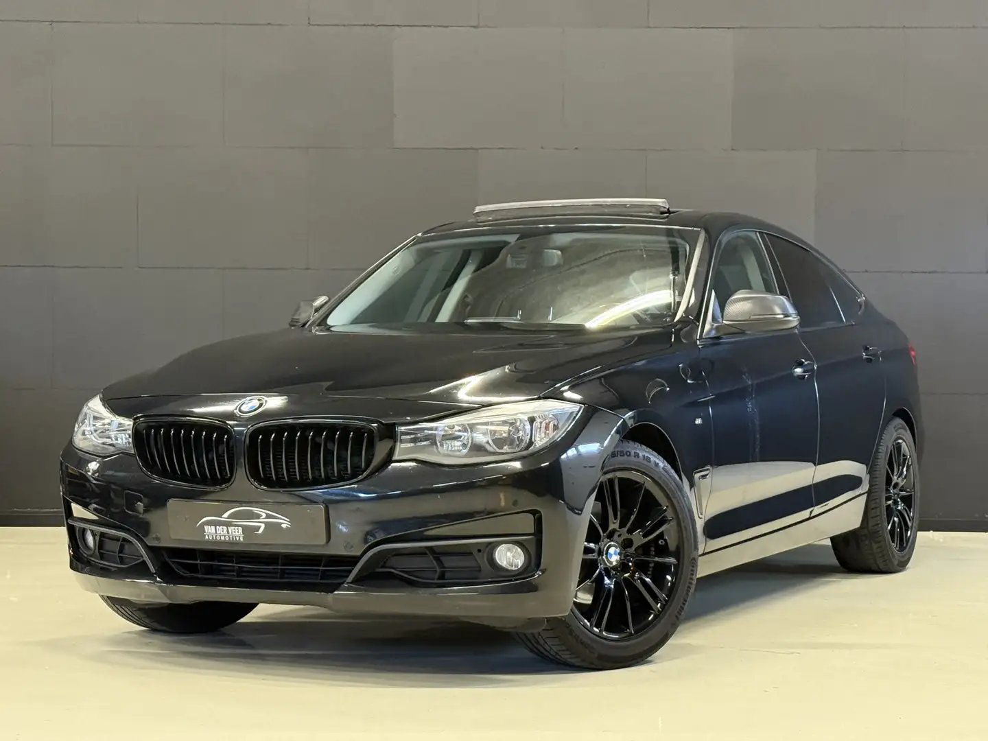 BMW 320 3-serie Gran Turismo 320d High Executive 184PK Aut Чорний - 1