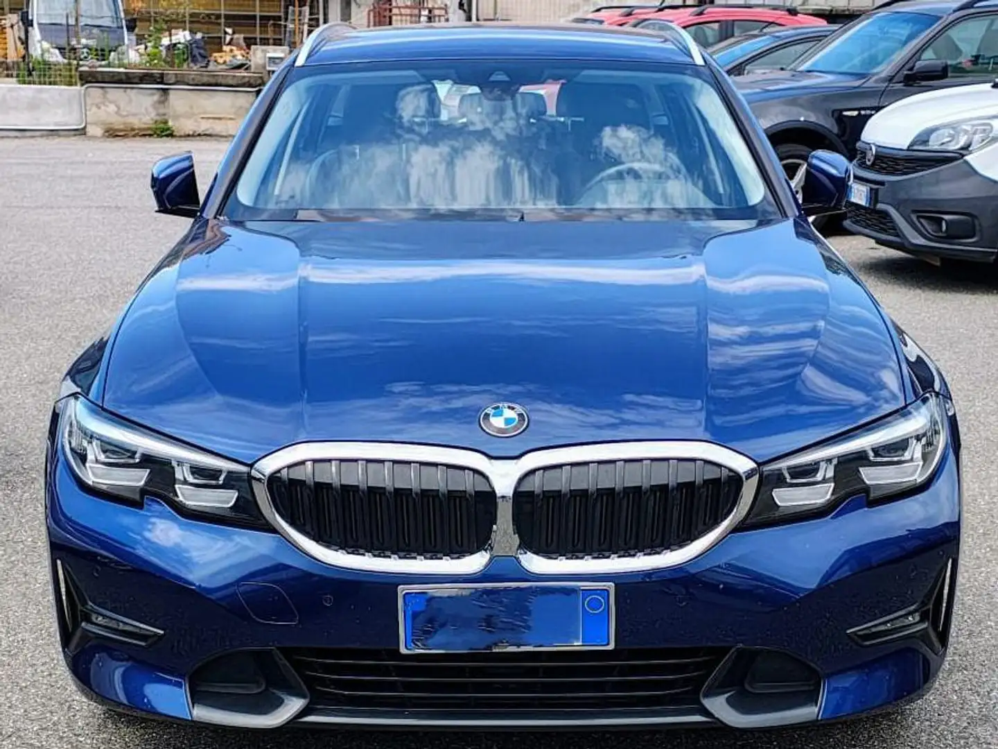 BMW 318 Serie 3 G21 2019 Touring 318d Touring Luxury auto Blu/Azzurro - 1