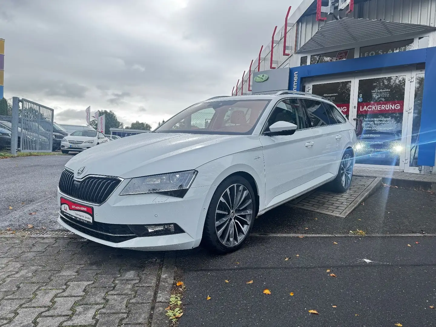 Skoda Superb Combi L&K 4x4 Bianco - 2