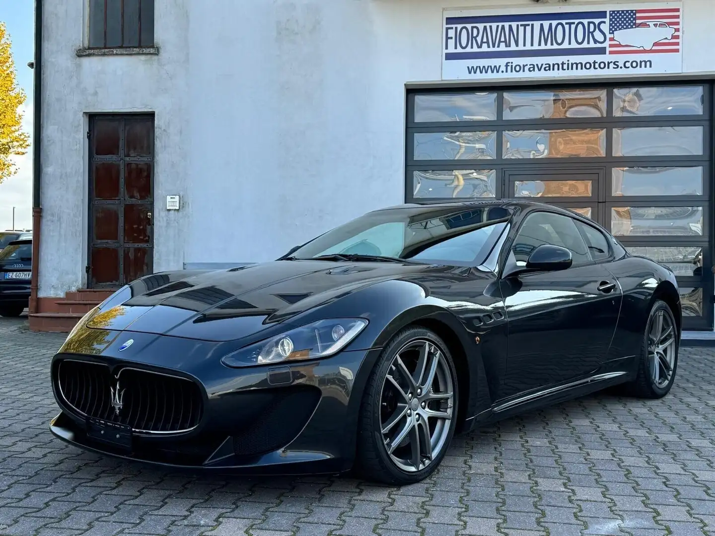 Maserati GranTurismo MC STRADALE CARBON Grigio - 1