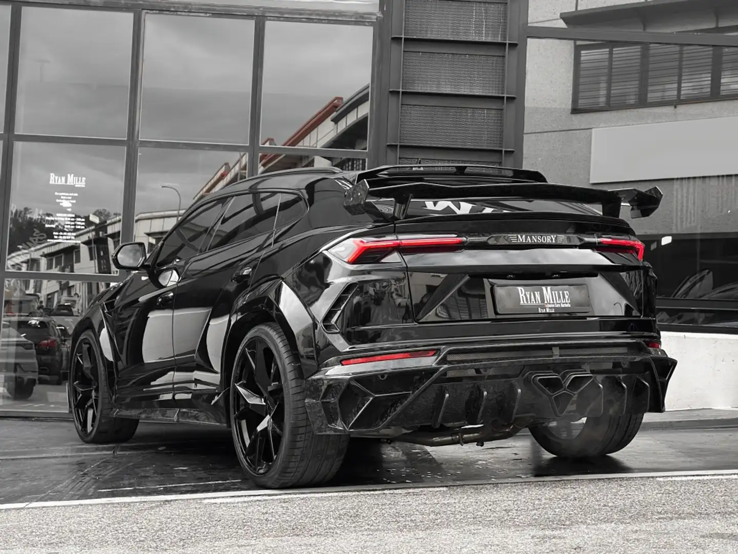 Lamborghini Urus 4.0 V8 Aut. Negro - 2