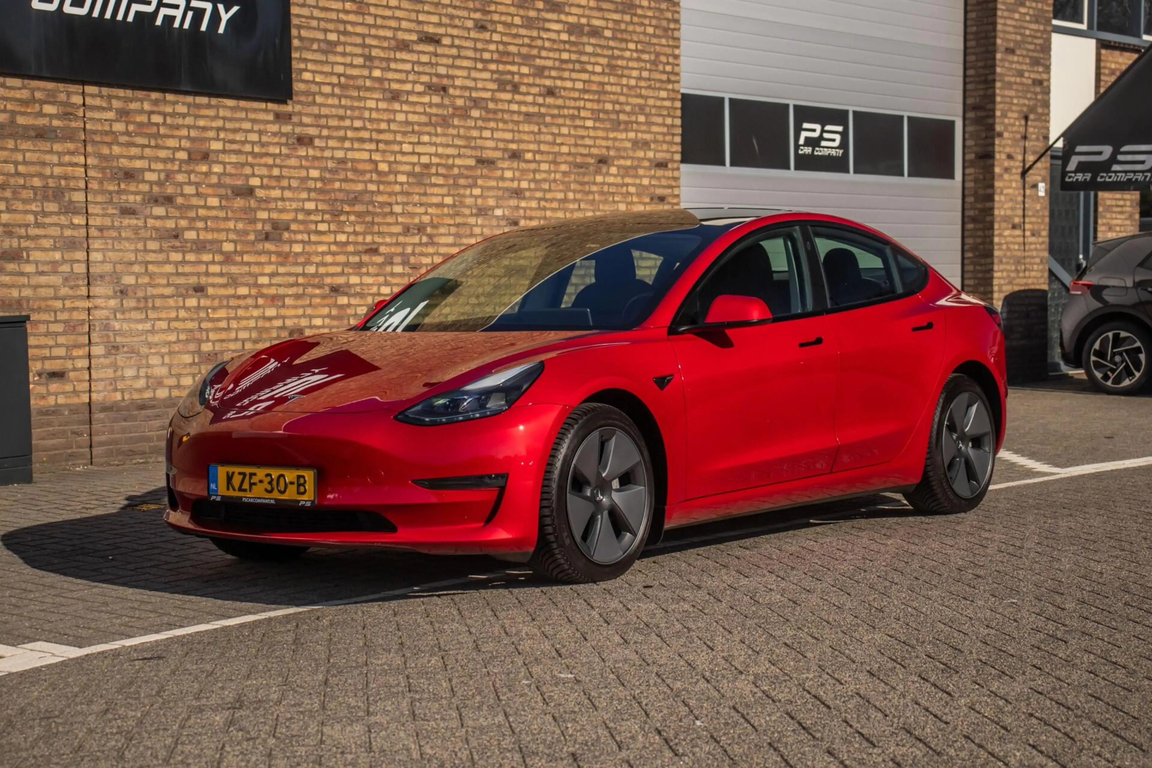 Tesla Model 3 Long Range AWD Dual Motor 75 kWh, SOH 93% — photo 2