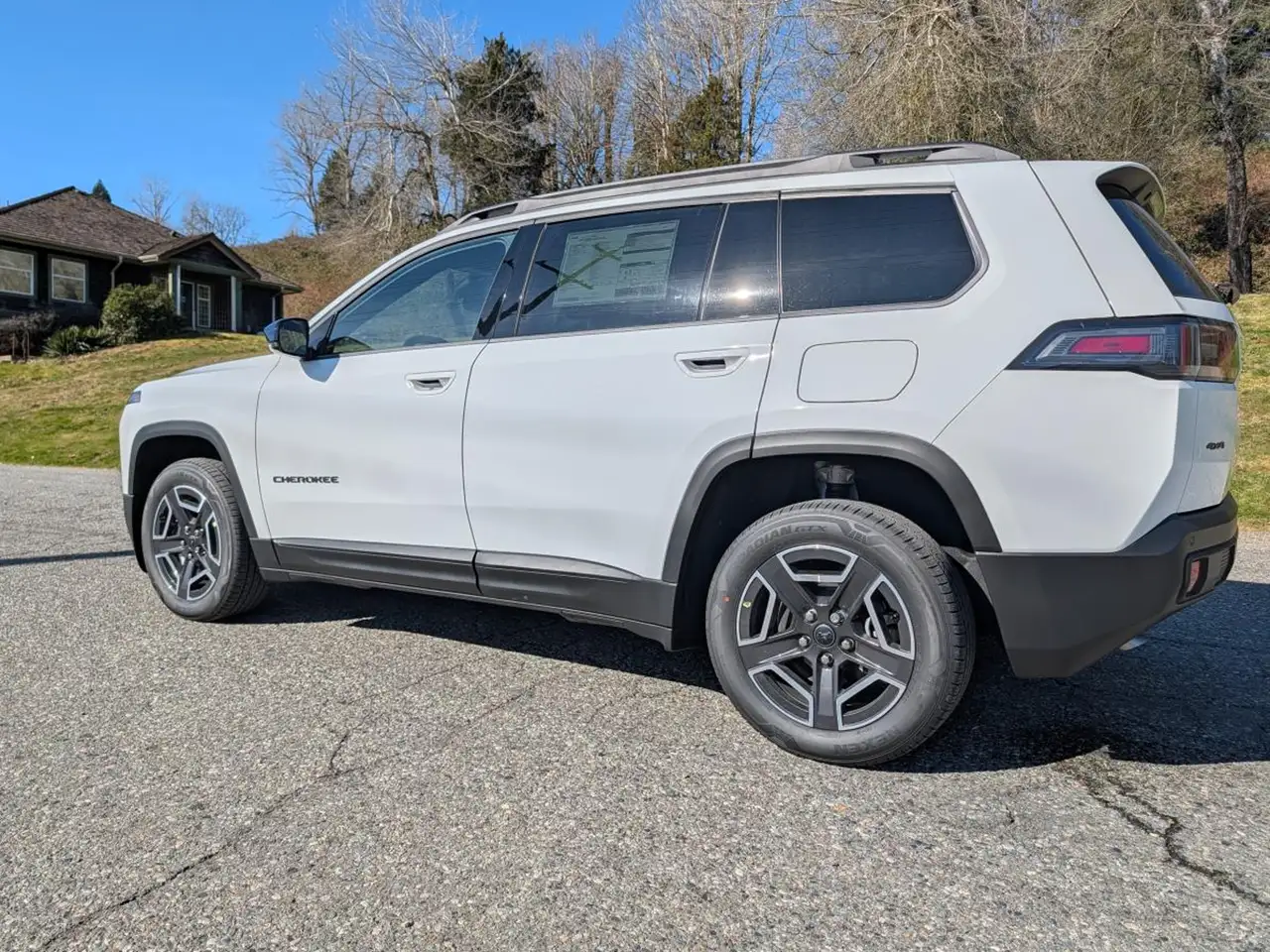 Jeep Cherokee снимка Jeep Cherokee