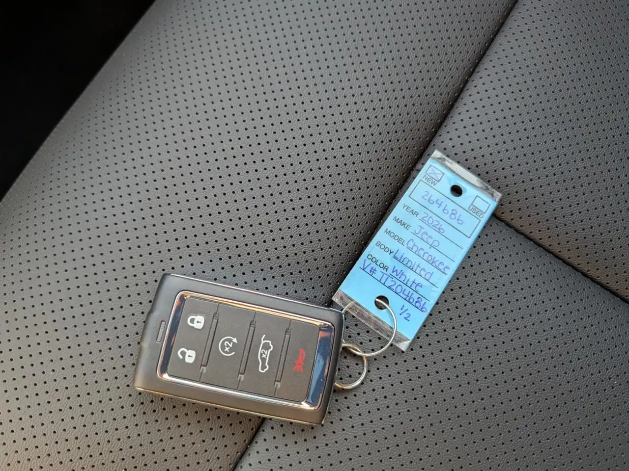 Jeep Cherokee снимка Jeep Cherokee