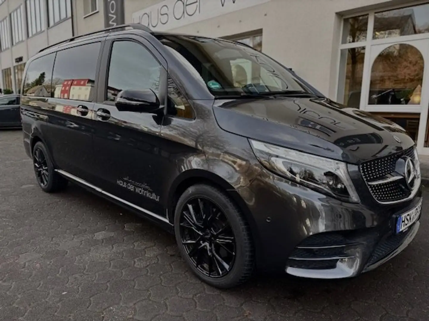 Mercedes-Benz V 300 AMG V-Klasse Diesel d lang 9G-TRONIC Edition 2021 Gri - 1