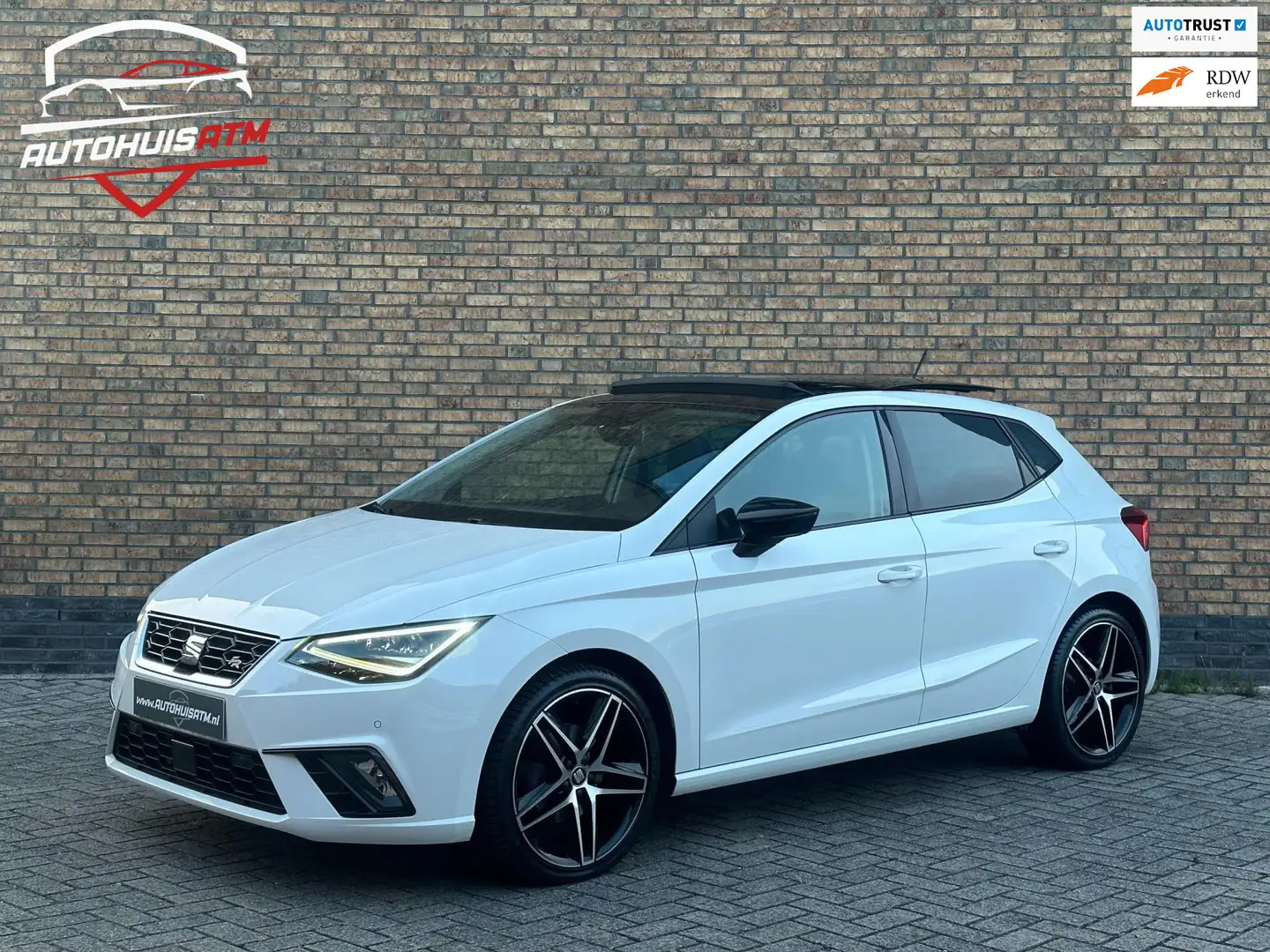 SEAT Ibiza 1.0 TSI FR 116pk Pano Acc Led Cam Stoelvw Navi Cli Blanc - 1