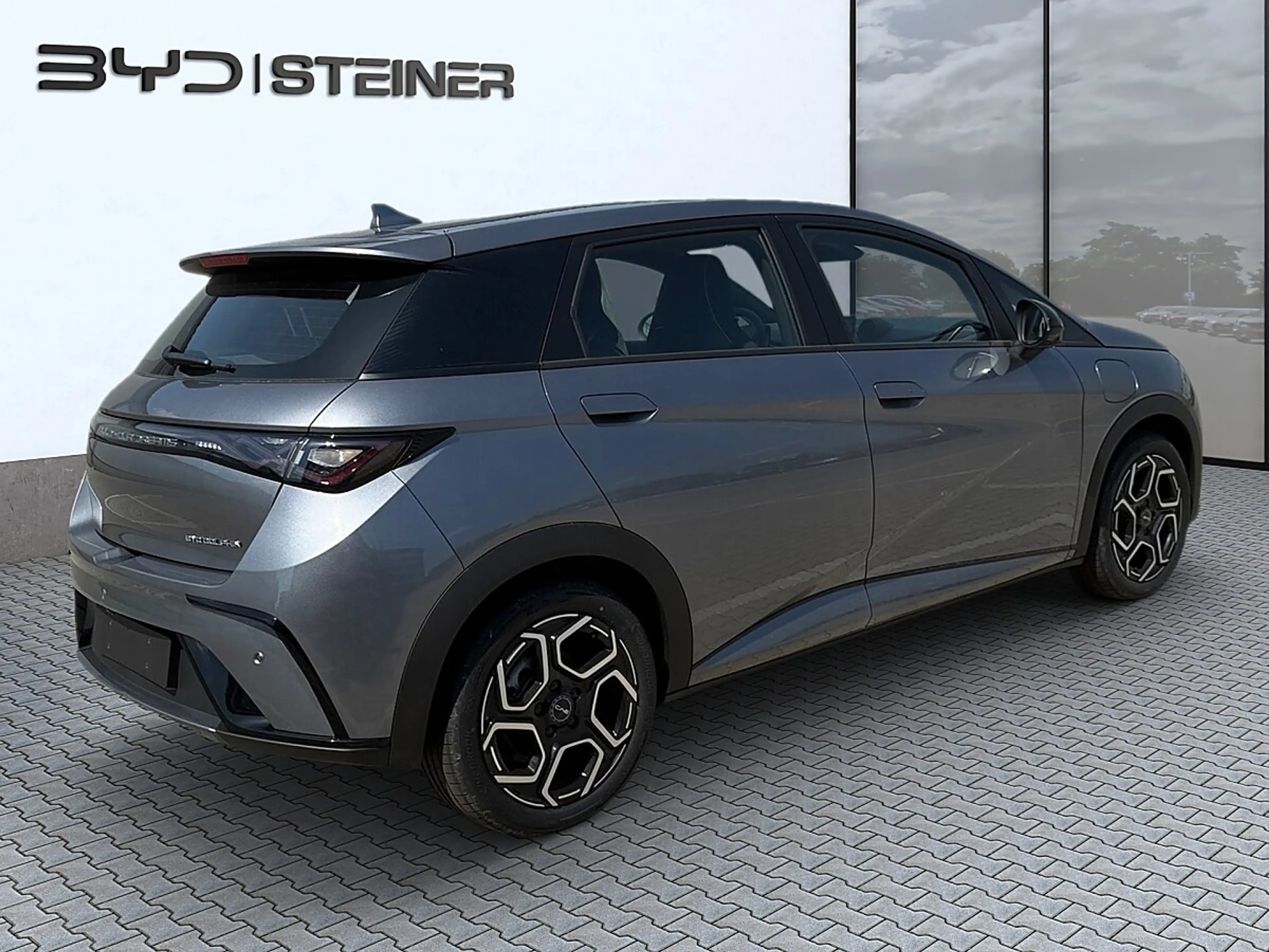BYD Dolphin 60,4 kWh Comfort Österreich Paket - BYD Steiner — photo 4