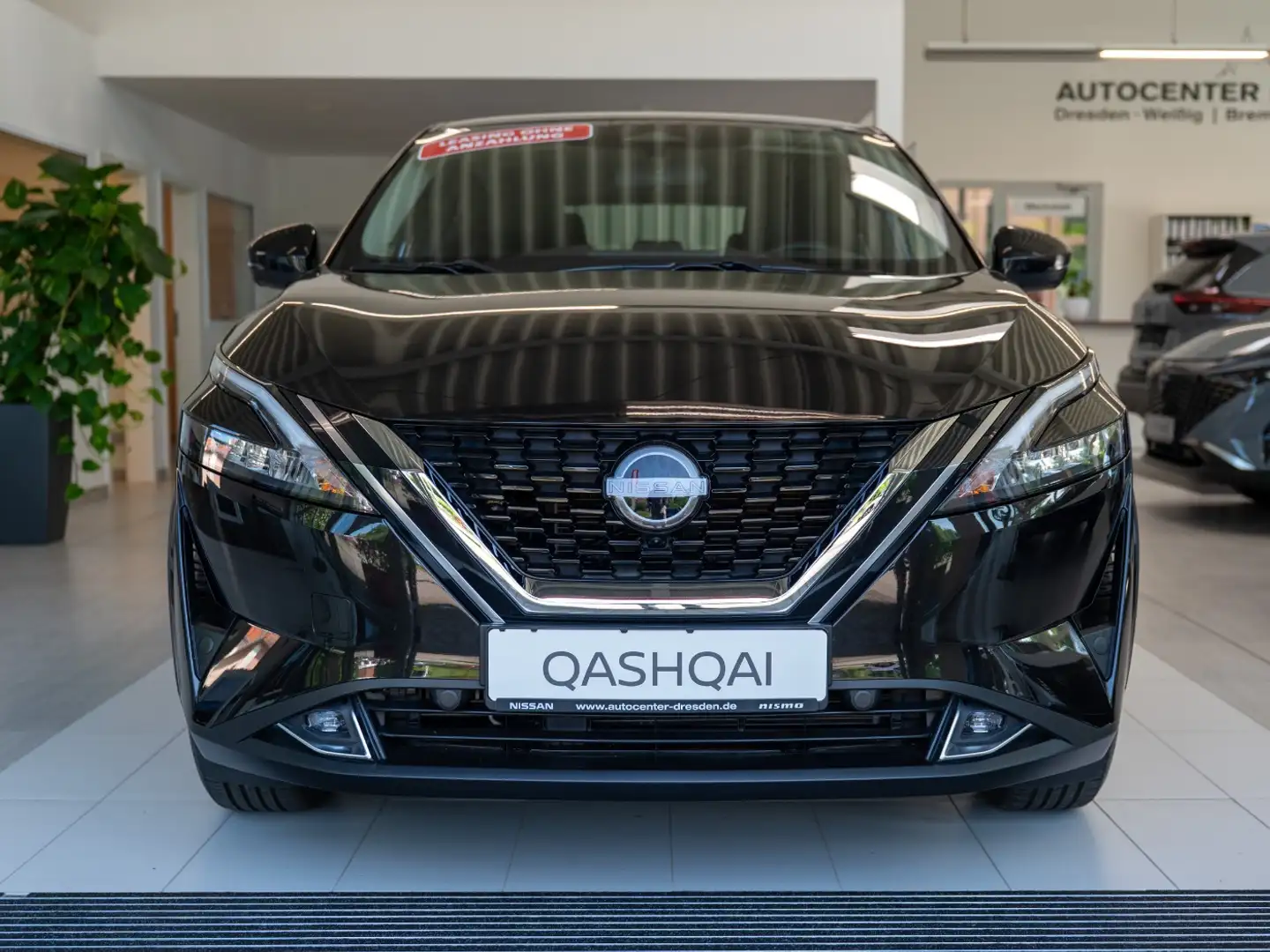 Nissan Qashqai 1.3MHEV N-Conn 158PS ACC 360° Navi elHk Schwarz - 2