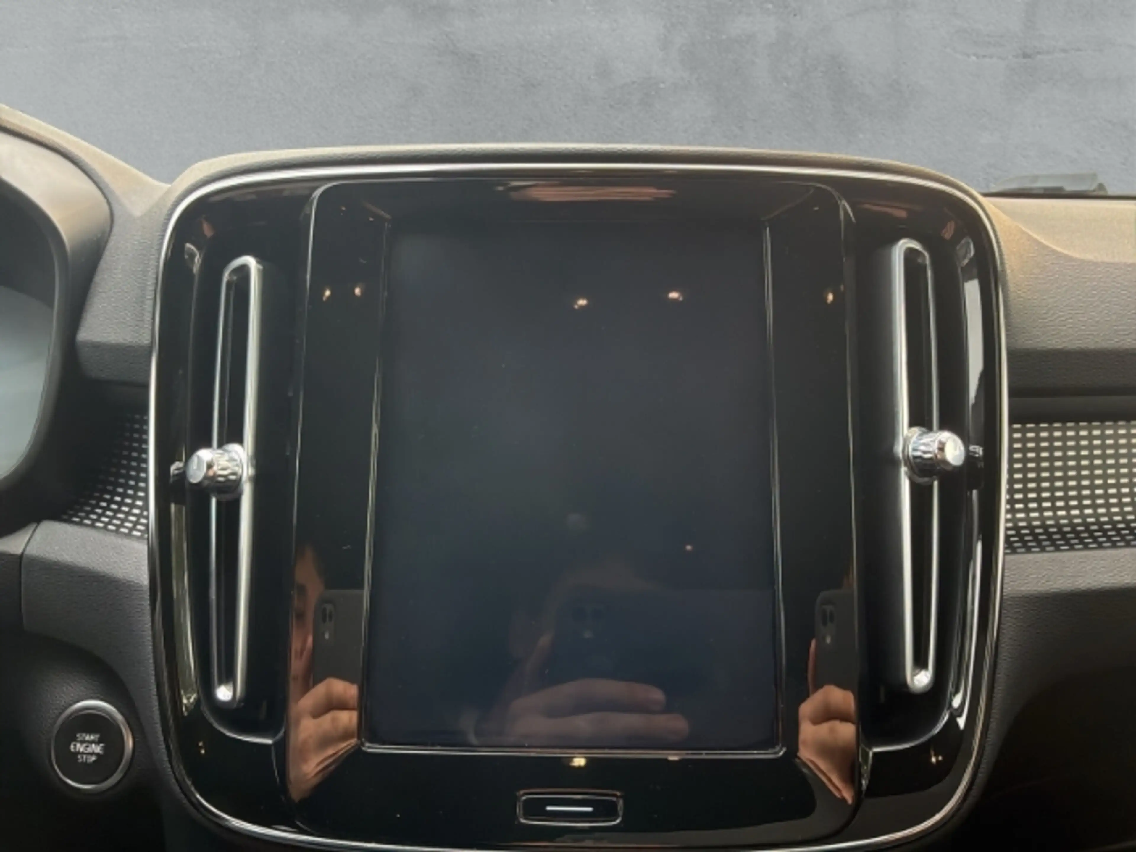 Volvo XC40 R Design 2WD D3 EU6d-T Navi 360 Kamera LED El. Hec — photo 10