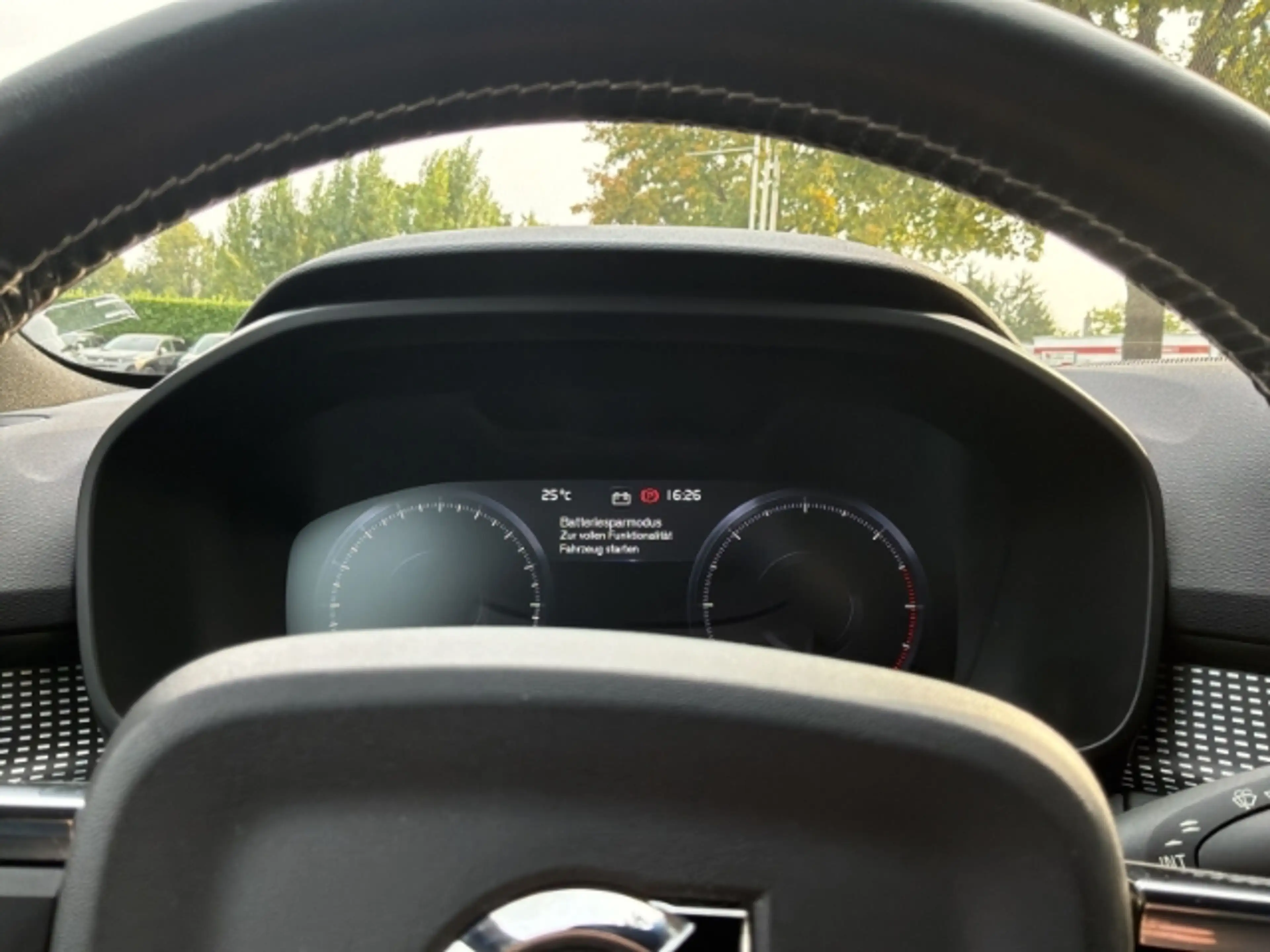 Volvo XC40 R Design 2WD D3 EU6d-T Navi 360 Kamera LED El. Hec — photo 12