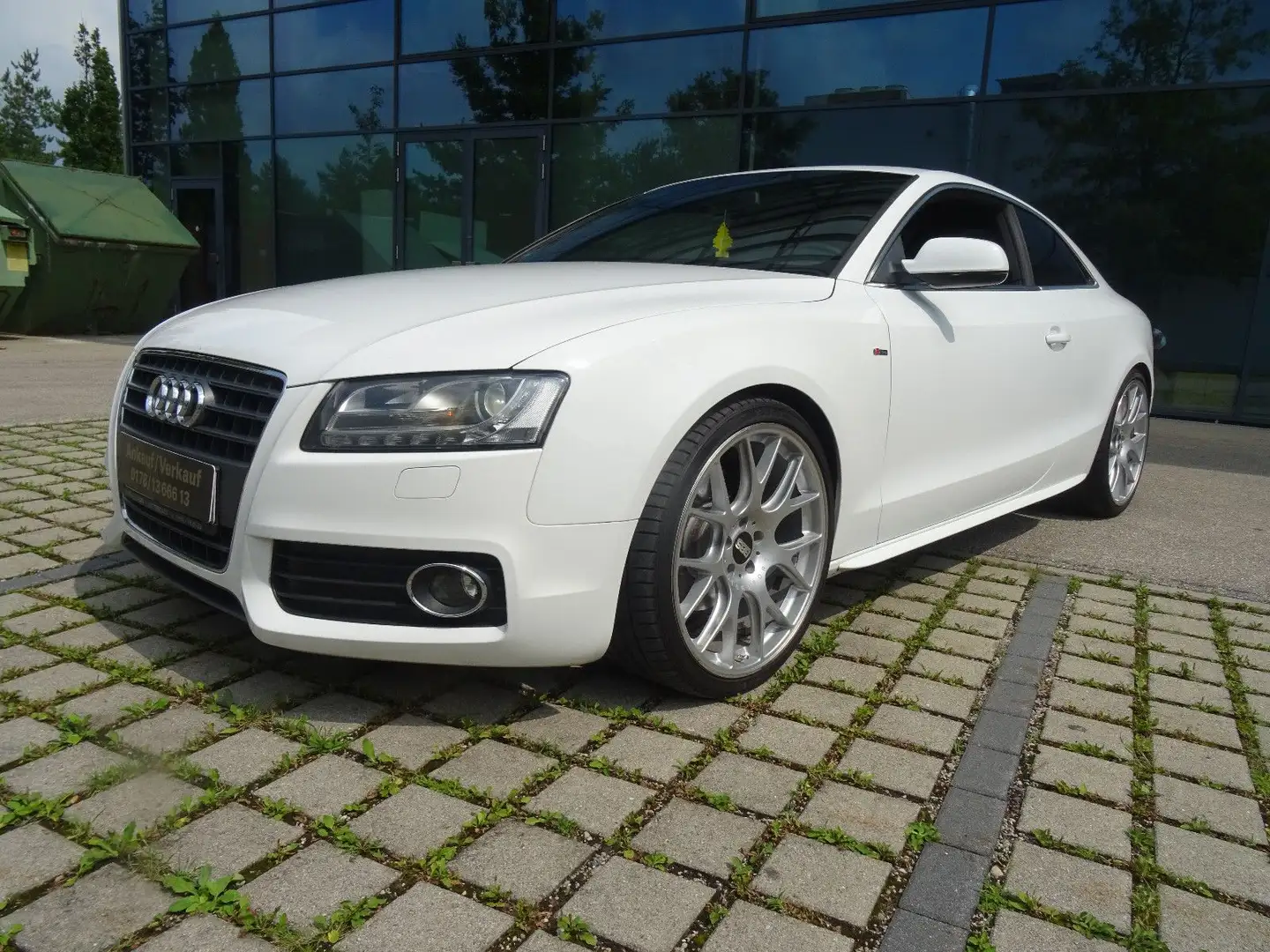Audi A5 Coupe 2.0 TFSI-S-Line Weiß - 2