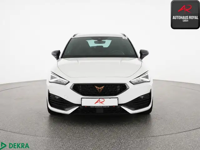 Cupra Leon view 8