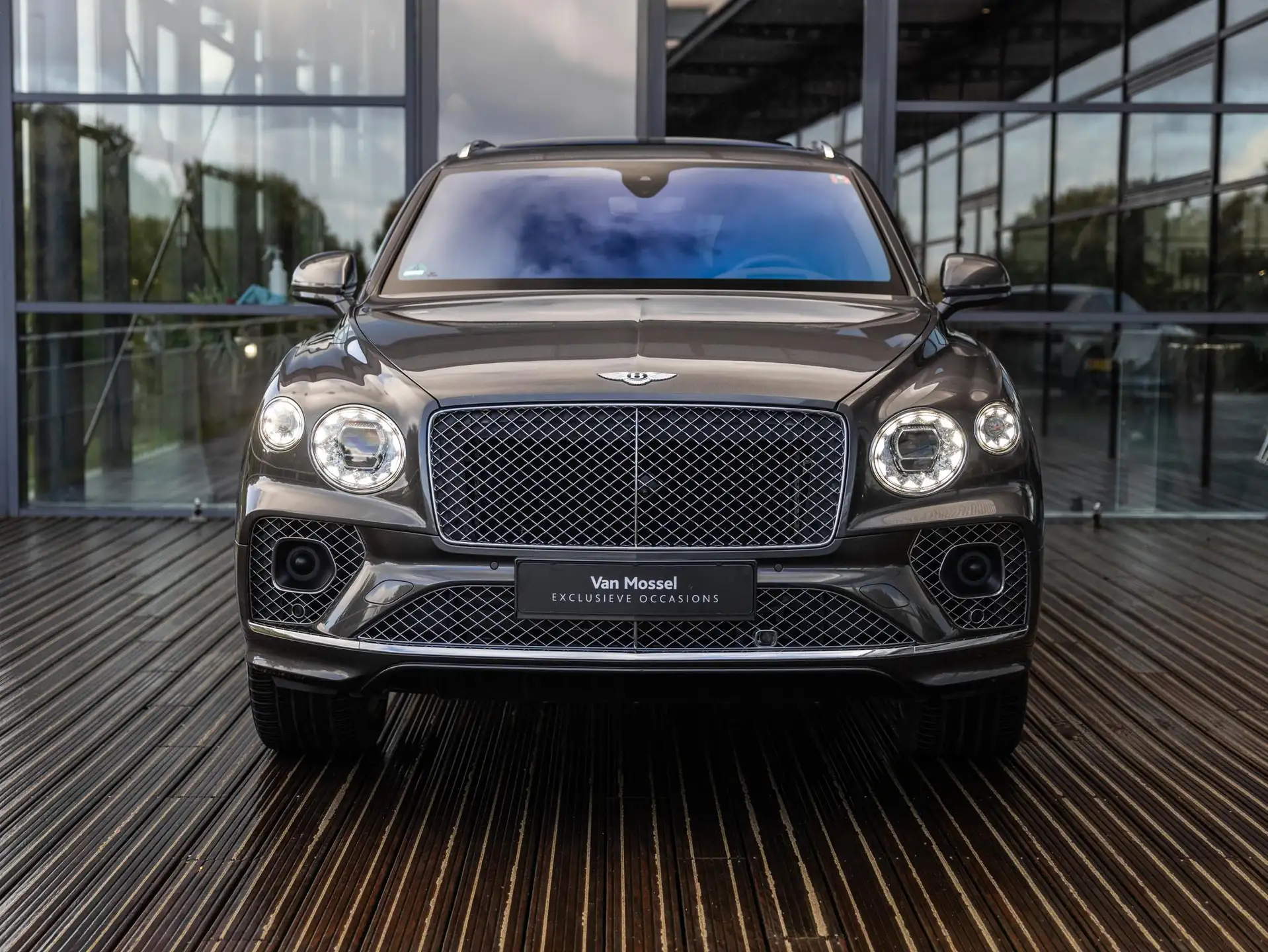 벤틀리 벤테이가 4.0 V8 2021 블랙 사진 2