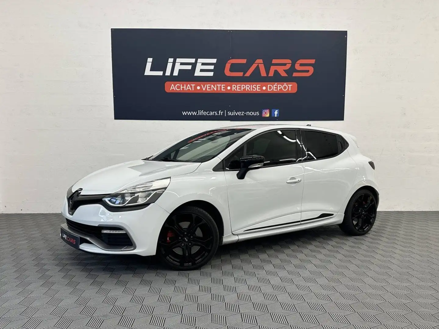 Renault Clio IV (B98) 1.6 T 200ch RS EDC 2015 Entretien Française 3 ème main Blanc - 2