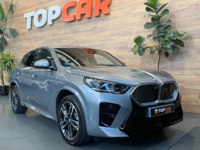 BMW iX2 eDrive20A