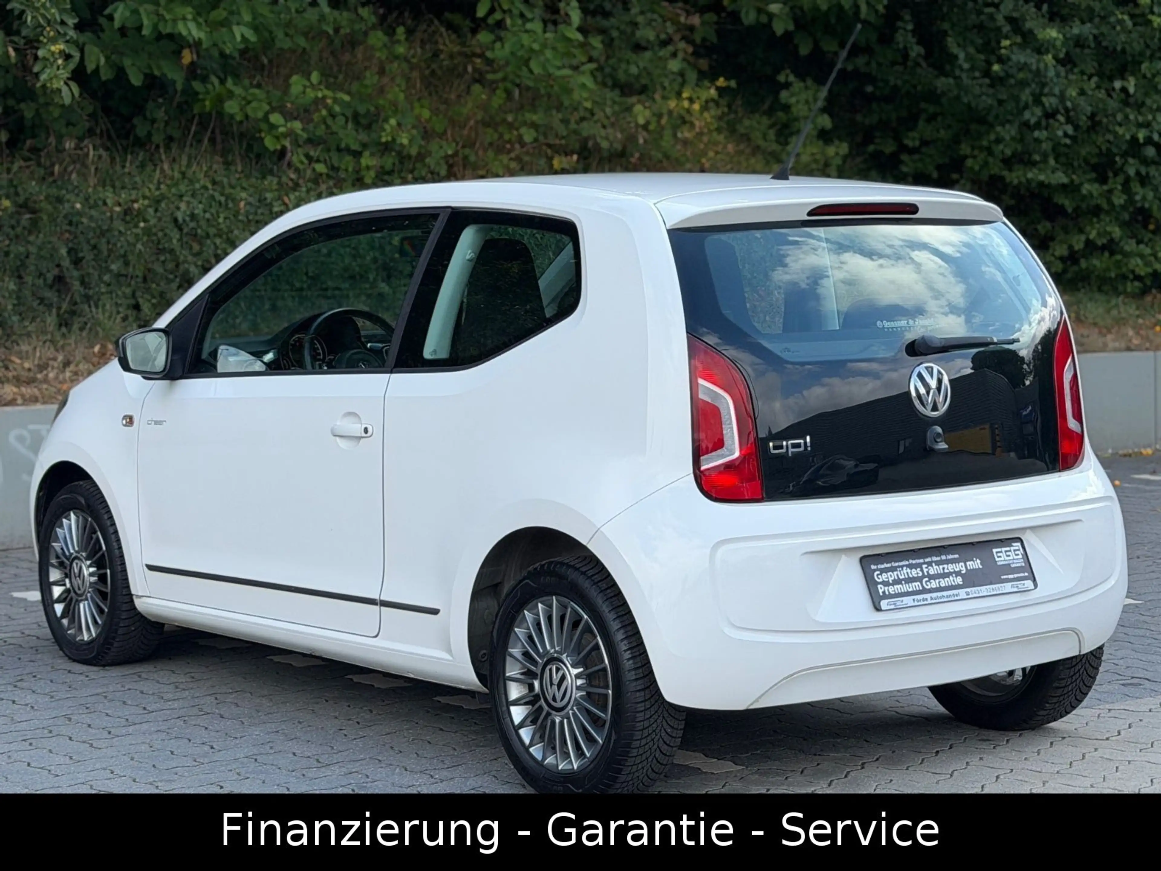 Volkswagen up! cheer up!/SHZ/KLIMA/75PS/TÜV NEU/2HAND — photo 7