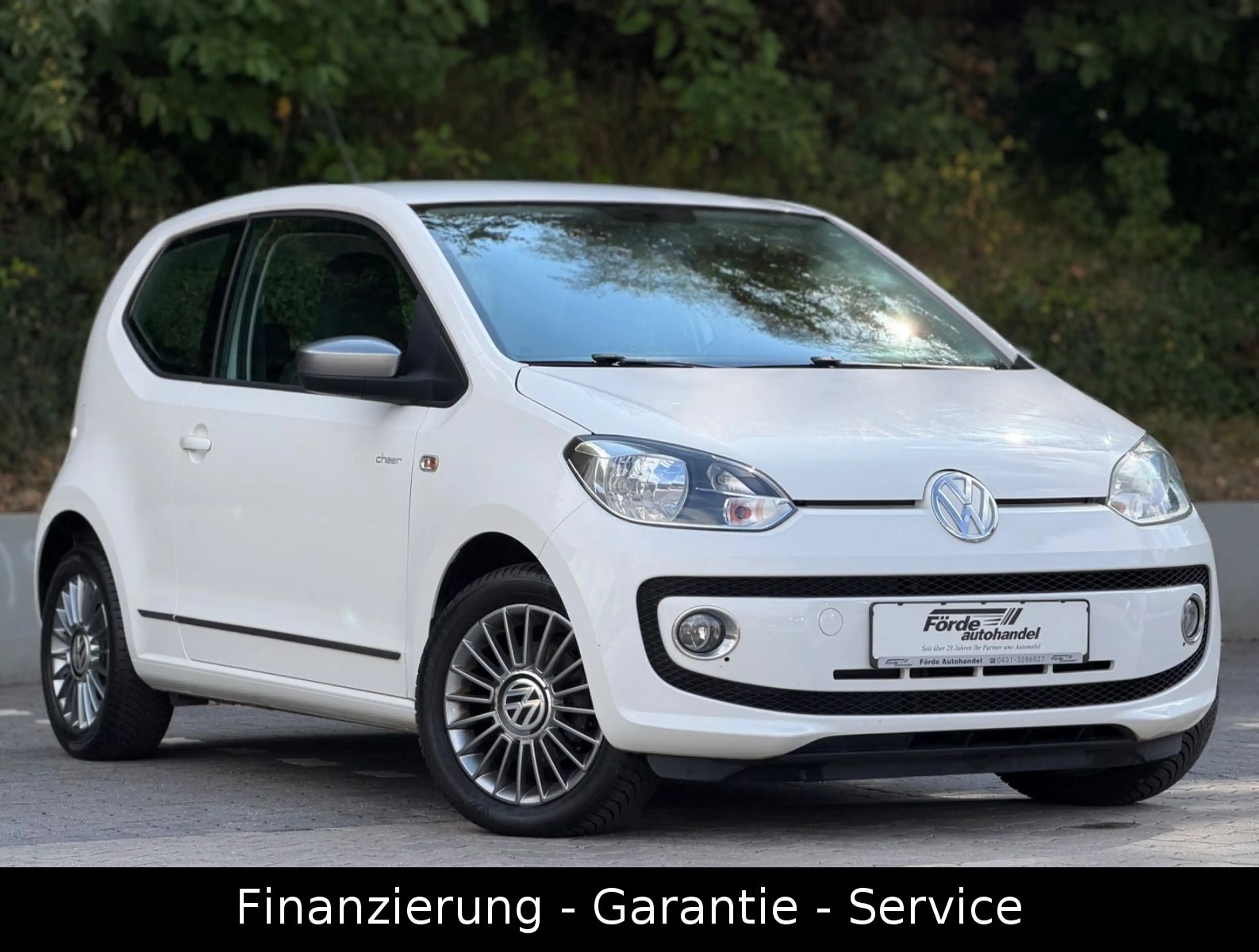 Volkswagen up! cheer up!/SHZ/KLIMA/75PS/TÜV NEU/2HAND — photo 3