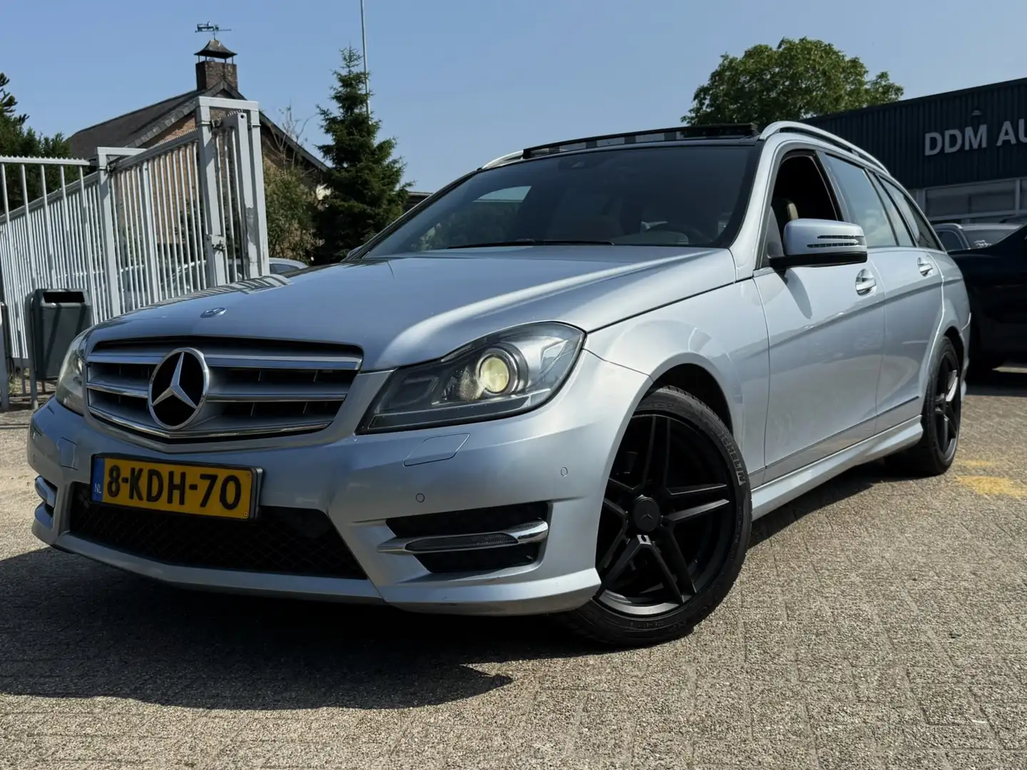 Mercedes-Benz C 180 Estate AUTOMAAT AVANTGARDE XENON/NAVI/LEER/PANO/ST Grijs - 1