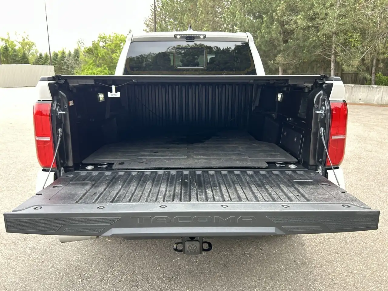 Toyota Tacoma photo Toyota Tacoma