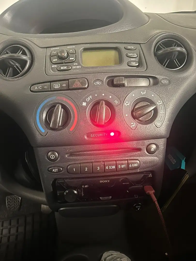 Toyota Yaris Yaris I 1999 5p 1.0 my03 Vert - 2