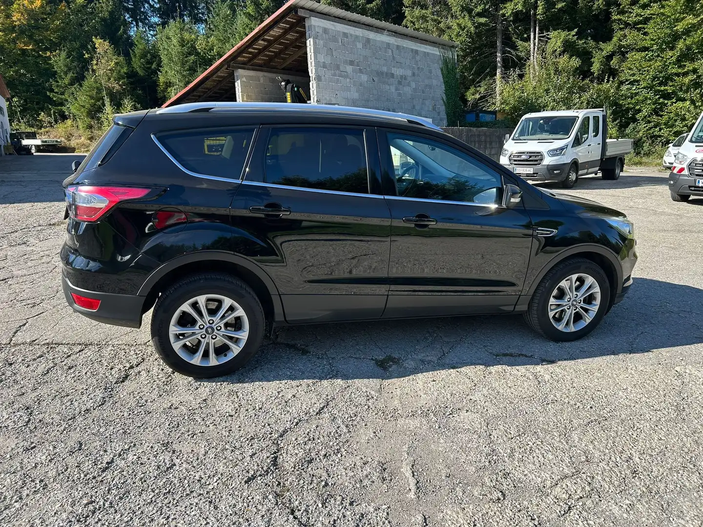 Ford Kuga Titanium 4x4, P57a bis 10/26, Navi, AHK Schwarz - 2