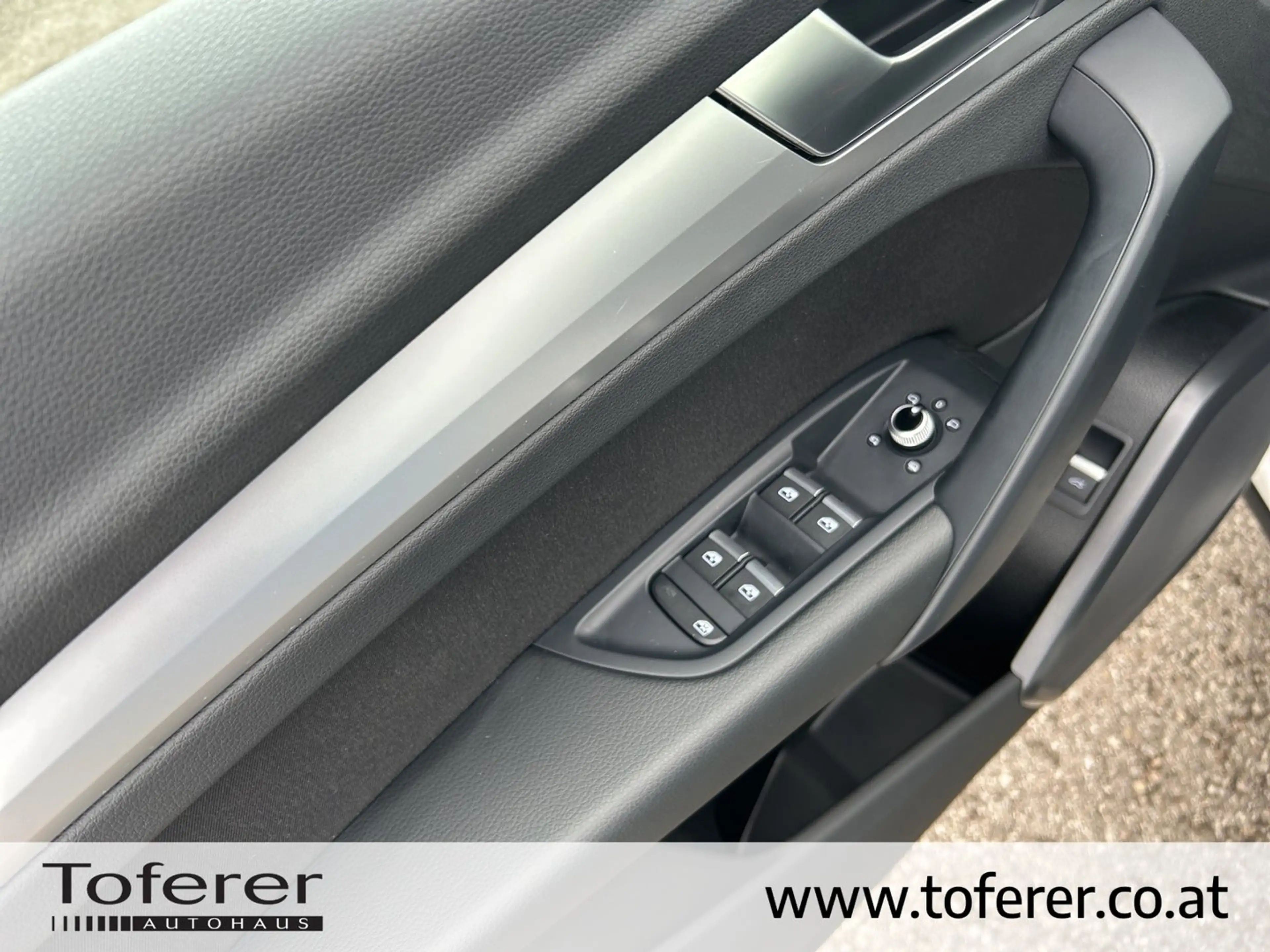 Audi Q5 50 TFSI e quattro advanced — photo 10