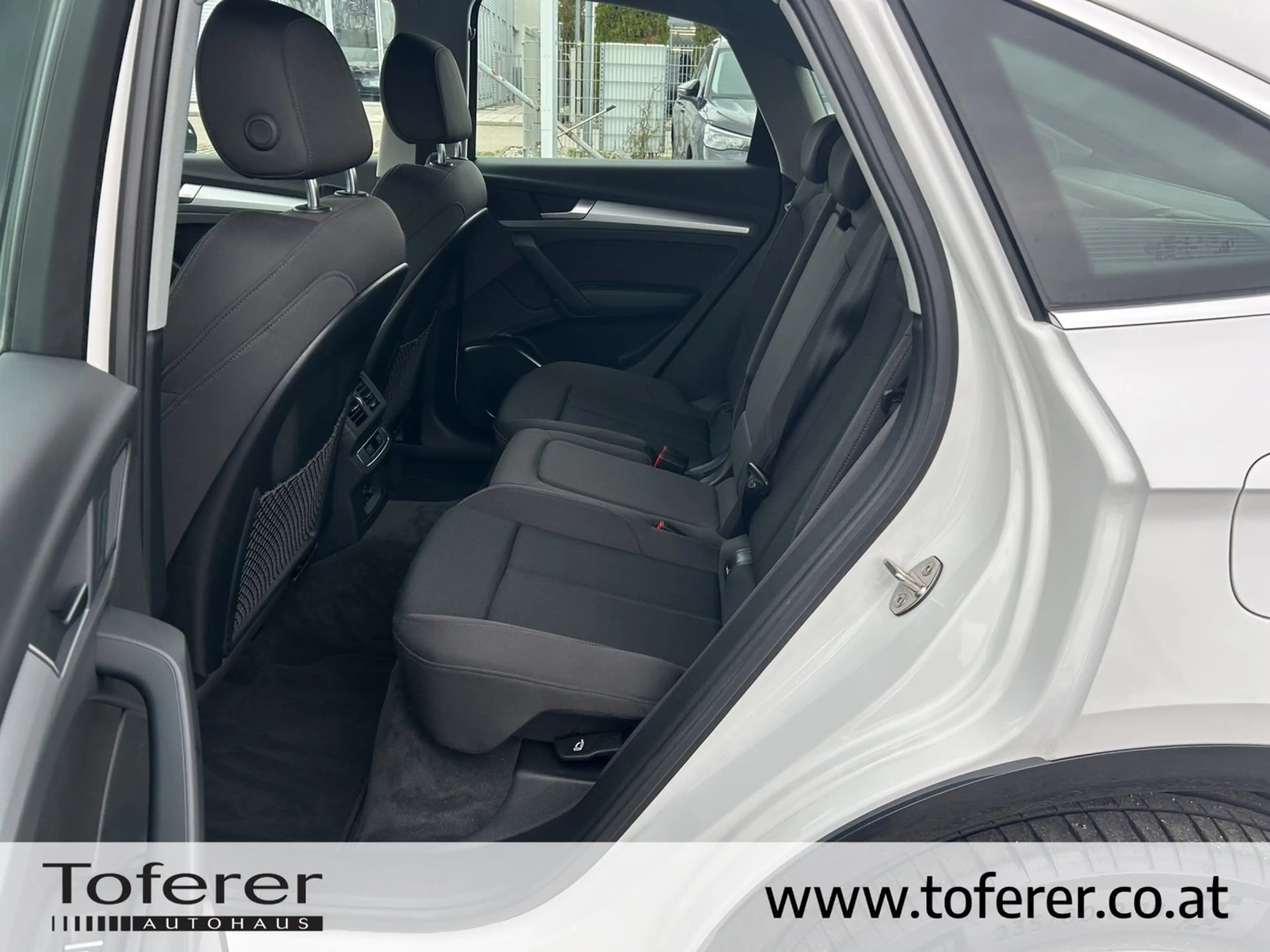 Audi Q5 50 TFSI e quattro advanced — photo 4