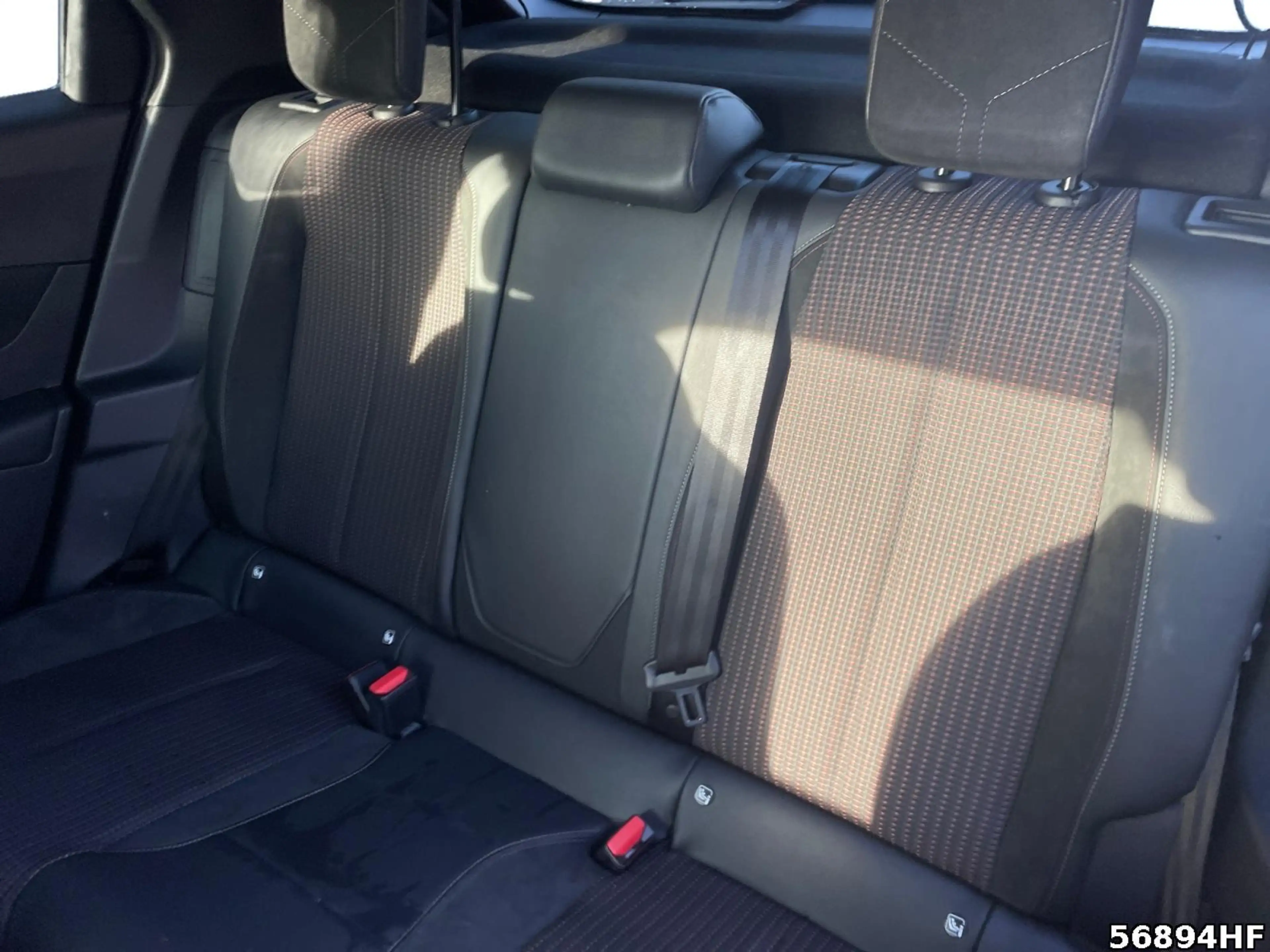 DS Automobiles DS 3 E-Tense Performance Line+ — photo 12