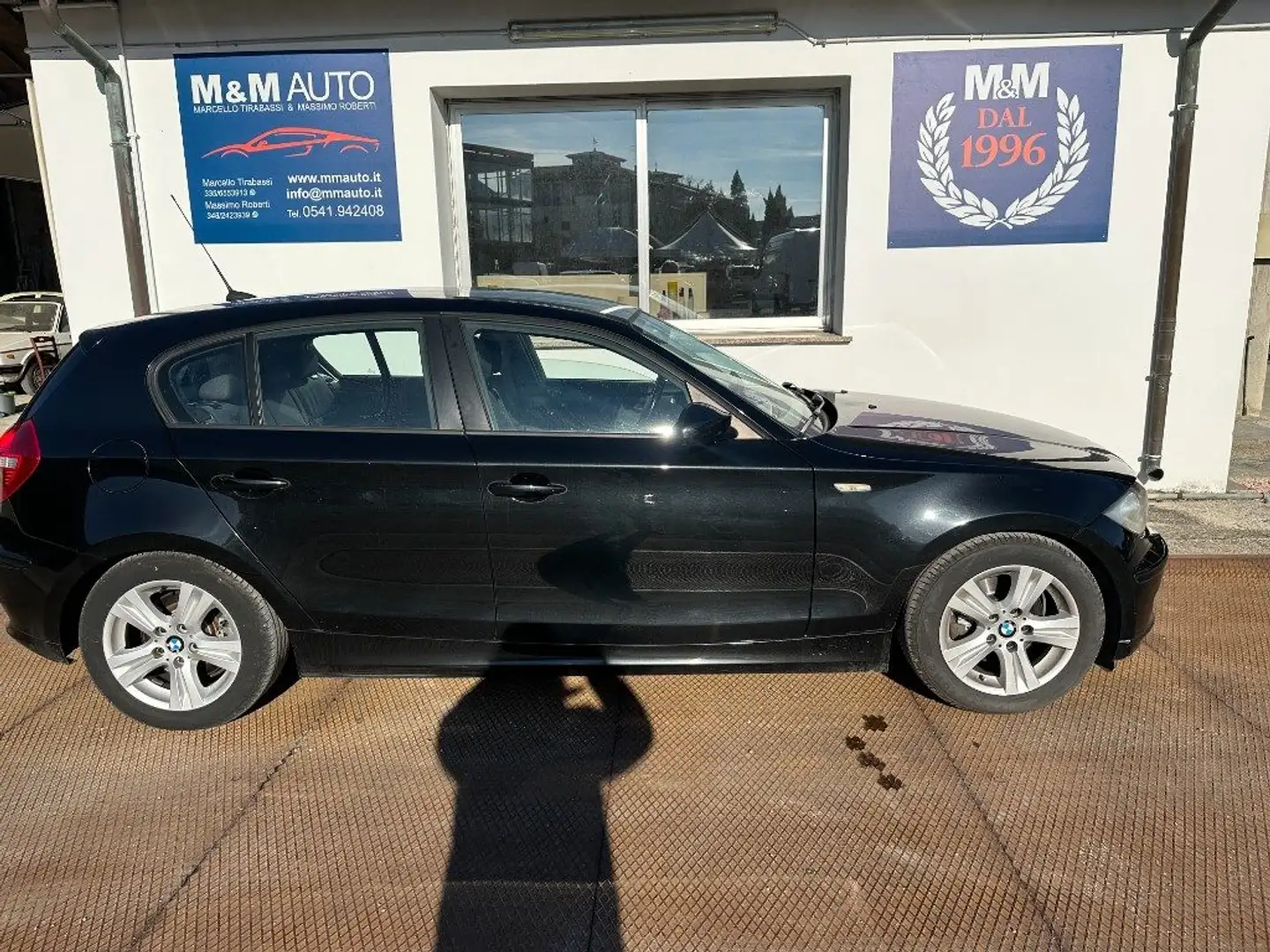 BMW 120 d cat 5 porte Attiva DPF  NAVIG!!!!!! Negro - 1