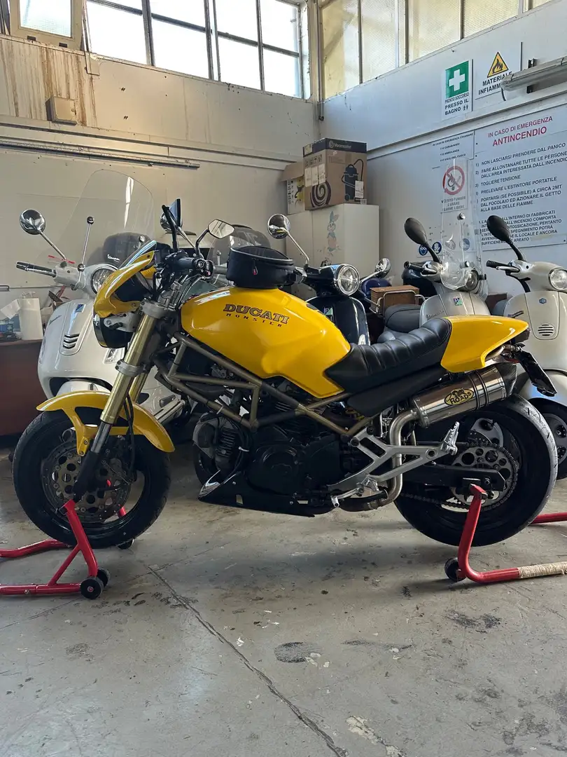 Ducati Monster 600 Żółty - 2