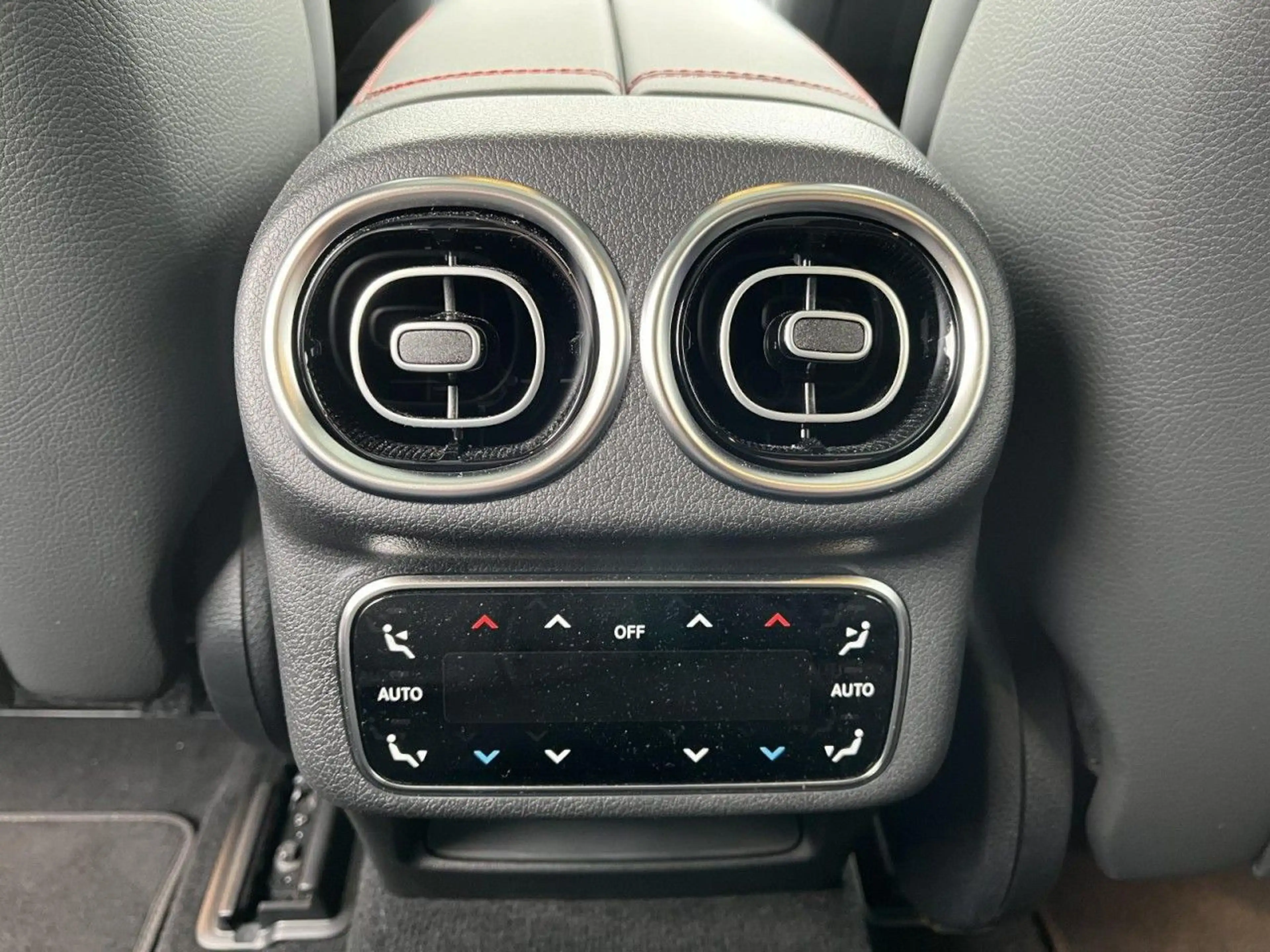 Mercedes-Benz GLC 63 AMG GLC 63 S E AMG Performance — photo 17