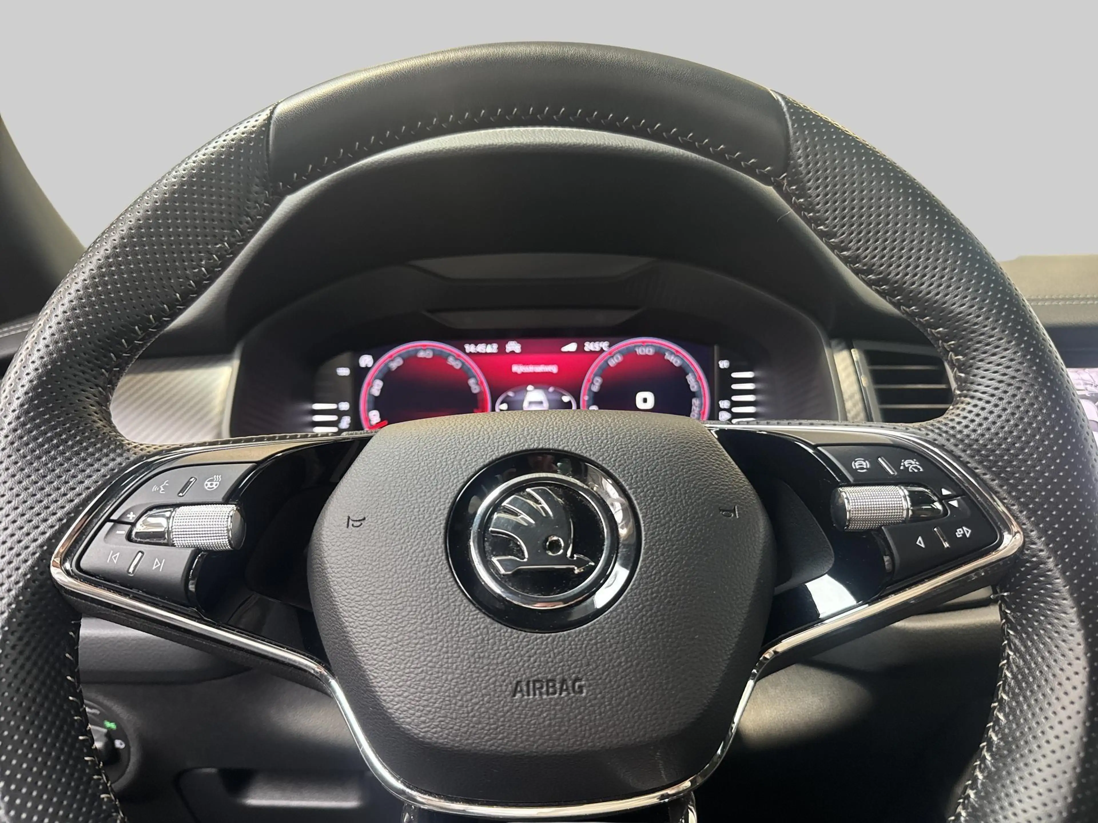 Skoda Kodiaq 1.5 TSI Sportline Business | Achteruitrijcamera | — photo 8