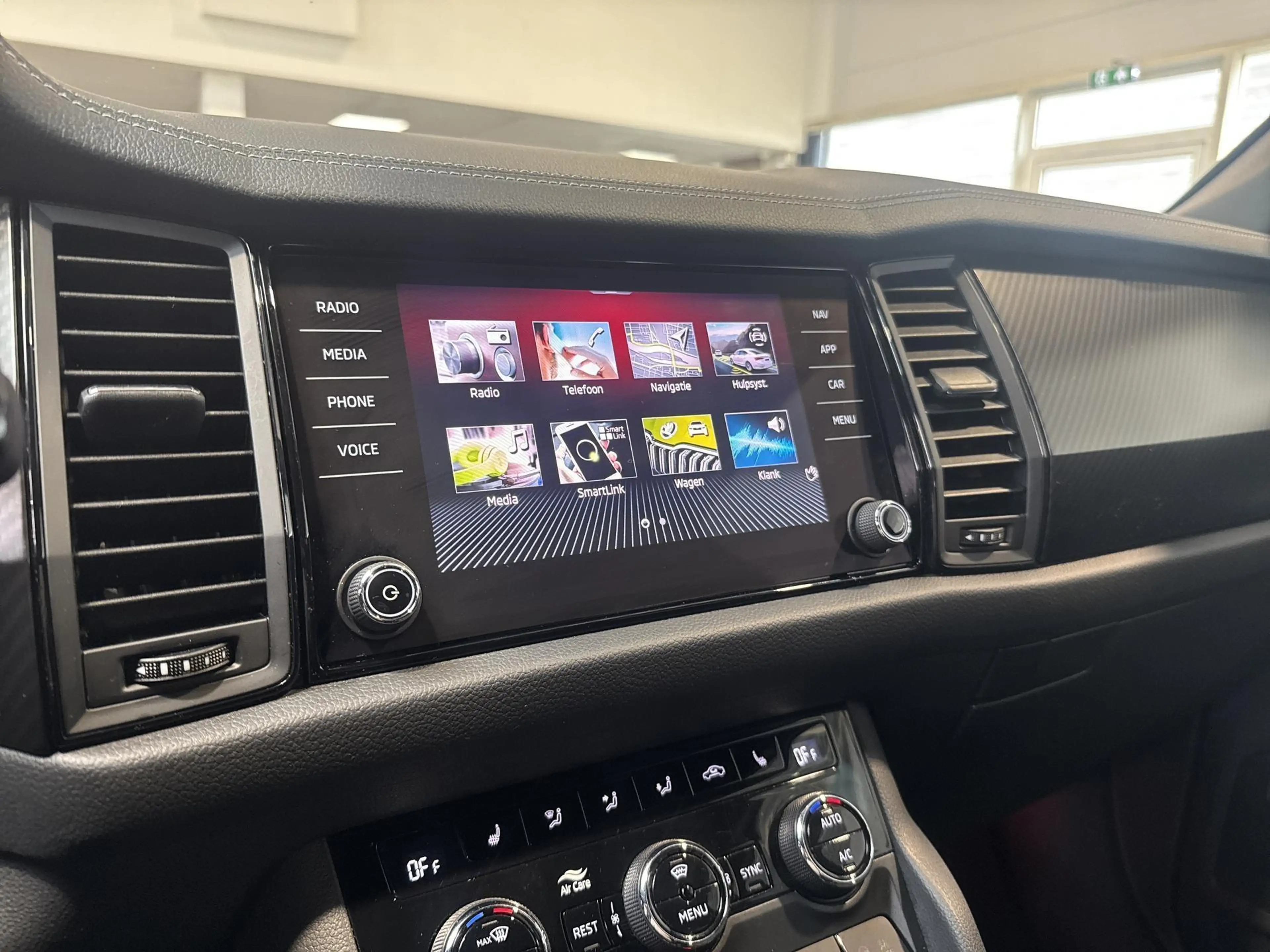 Skoda Kodiaq 1.5 TSI Sportline Business | Achteruitrijcamera | — photo 12