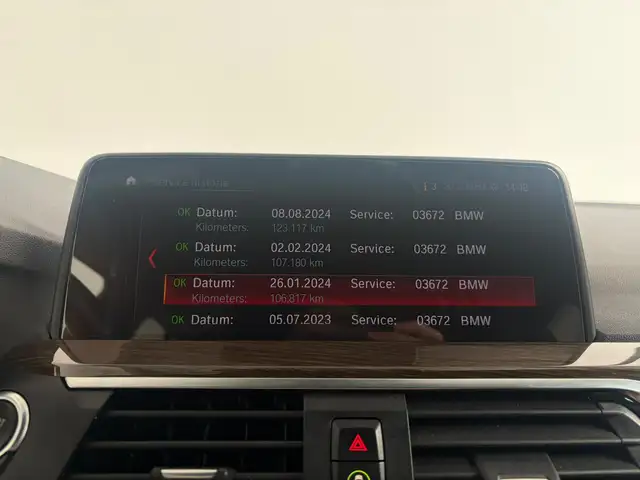 BMW X3 view 25