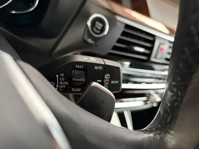 BMW X3 view 13