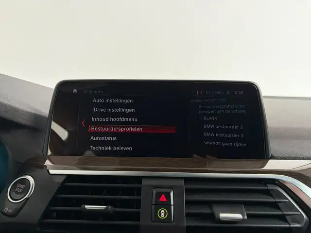 BMW X3 view 22