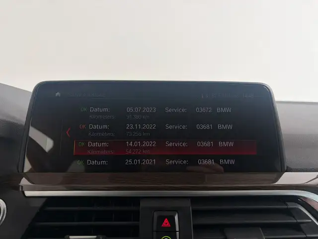 BMW X3 view 26