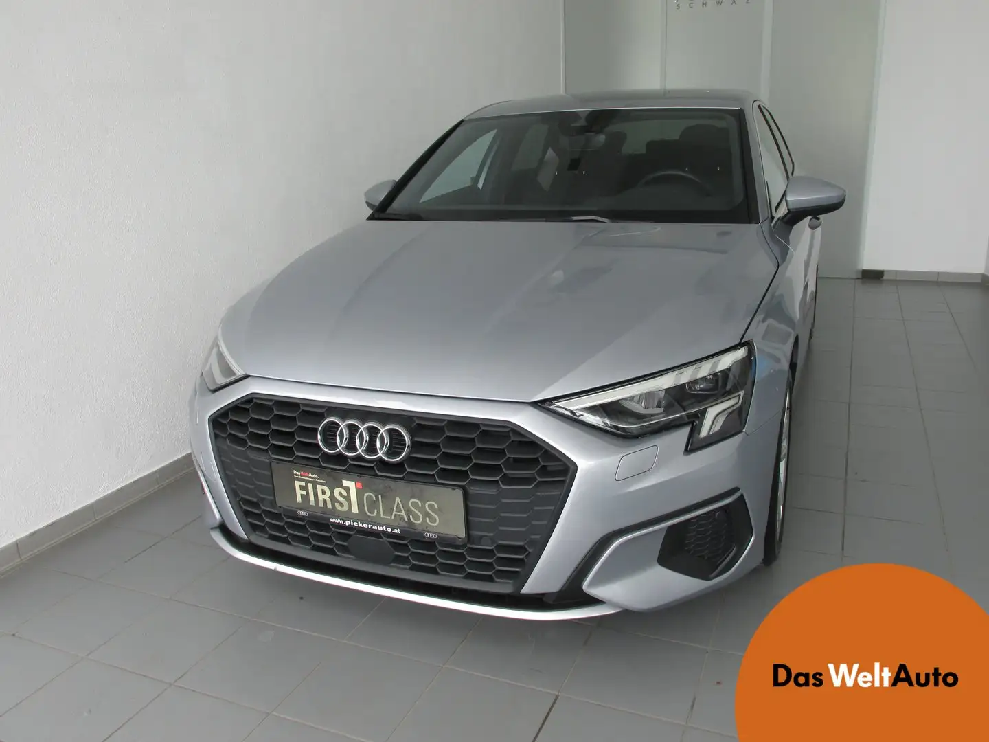 Audi A3 30 TDI intense Argent - 1