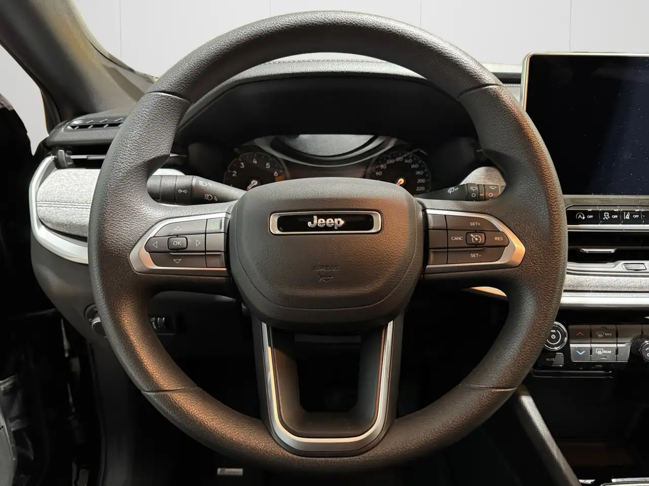Jeep Compass снимка Jeep Compass