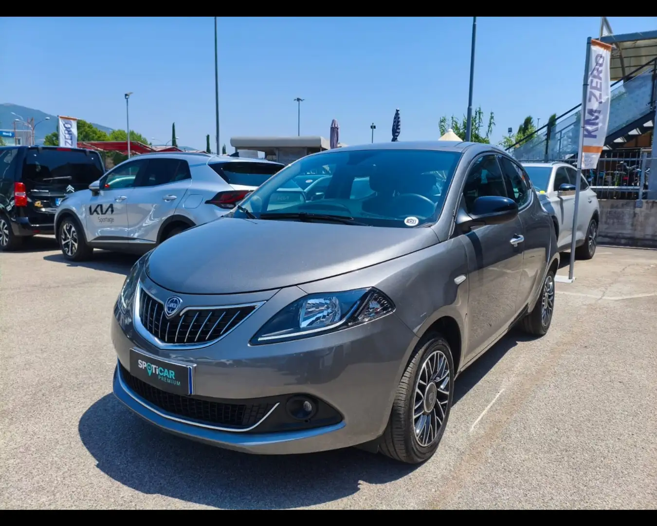 Lancia Ypsilon 1.0 FireFly Hybrid Platino Grau - 1