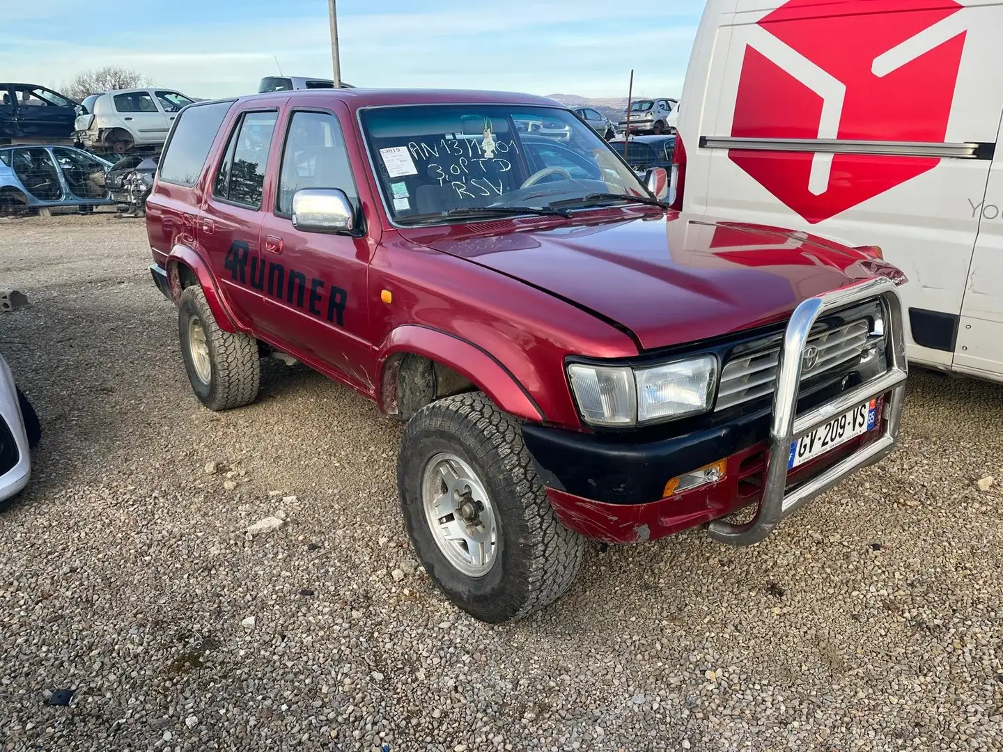 Toyota 4-Runner 3.0 TD125 / GV209 Rot - 1