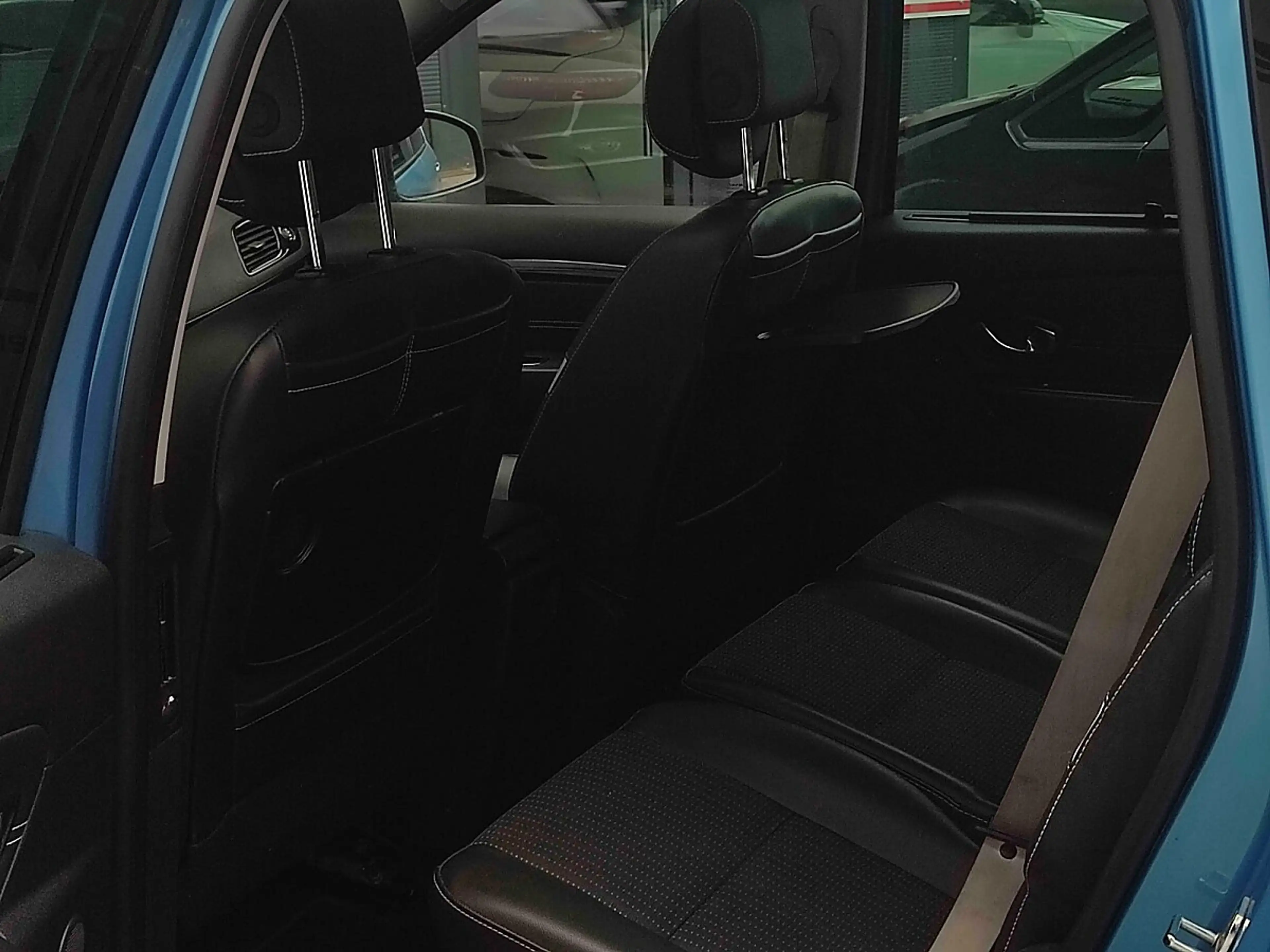 Renault Scenic Scénic dCi 110 EDC Bose Edition — photo 15