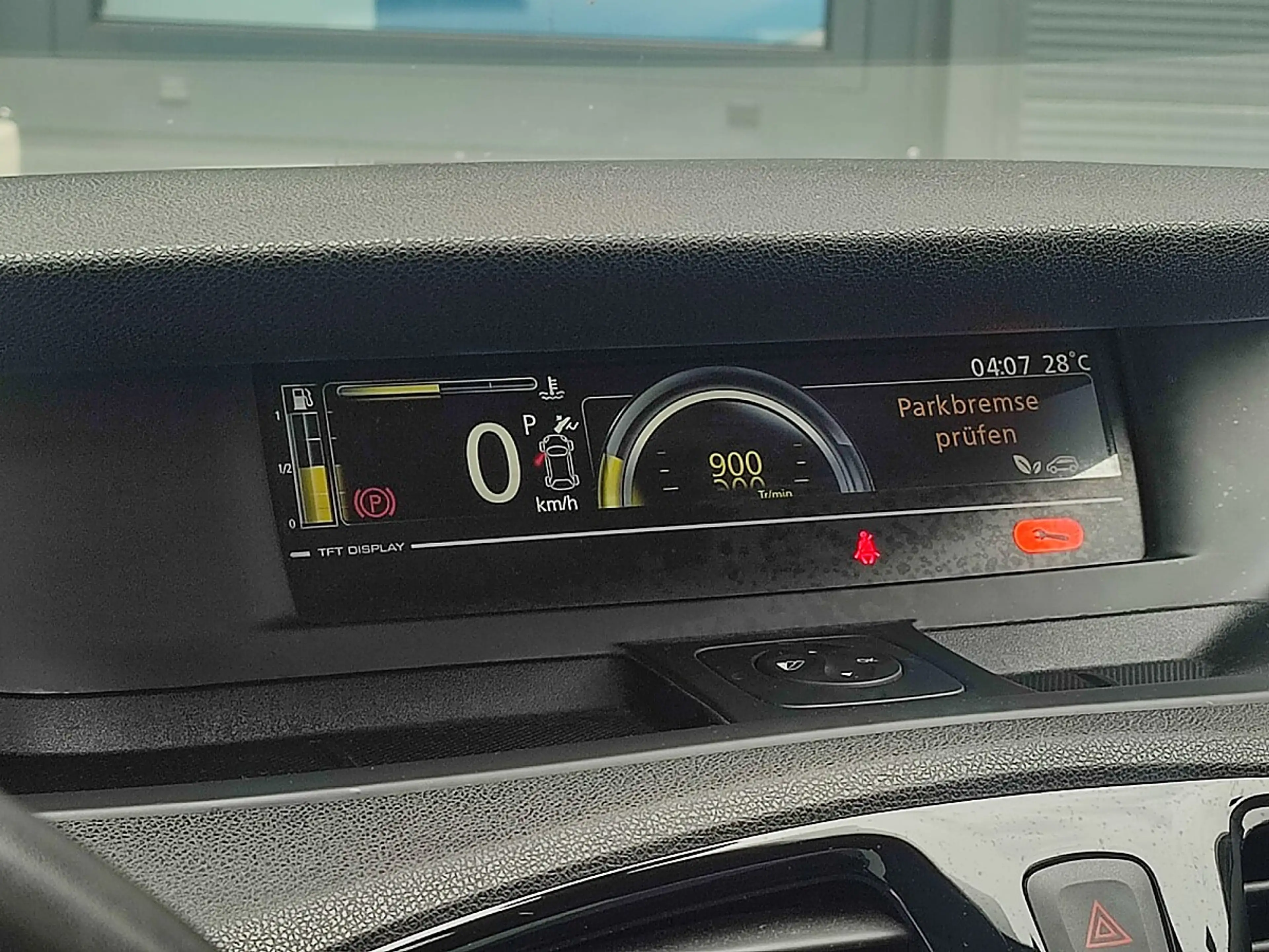 Renault Scenic Scénic dCi 110 EDC Bose Edition — photo 9