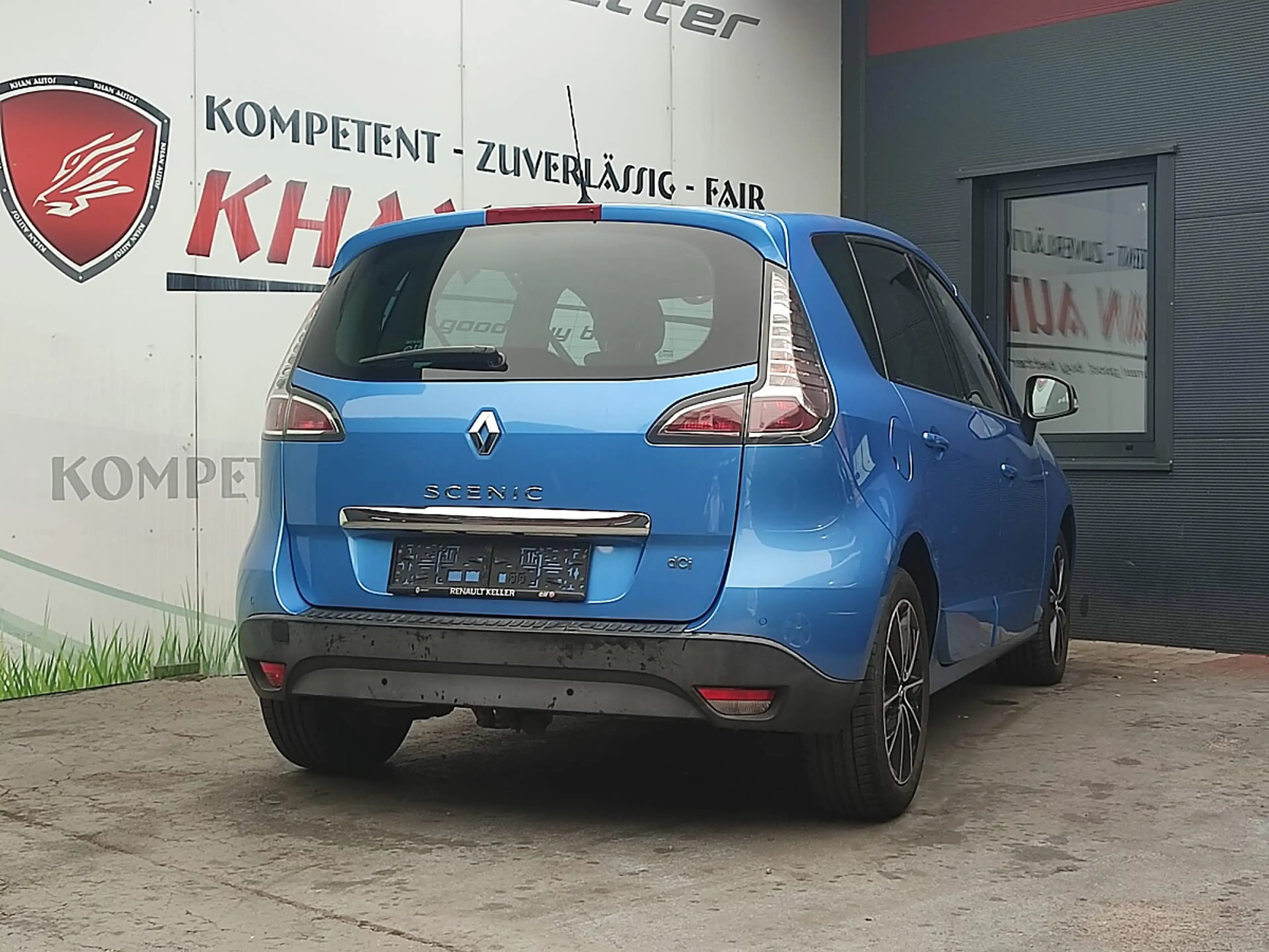 Renault Scenic Scénic dCi 110 EDC Bose Edition — photo 6