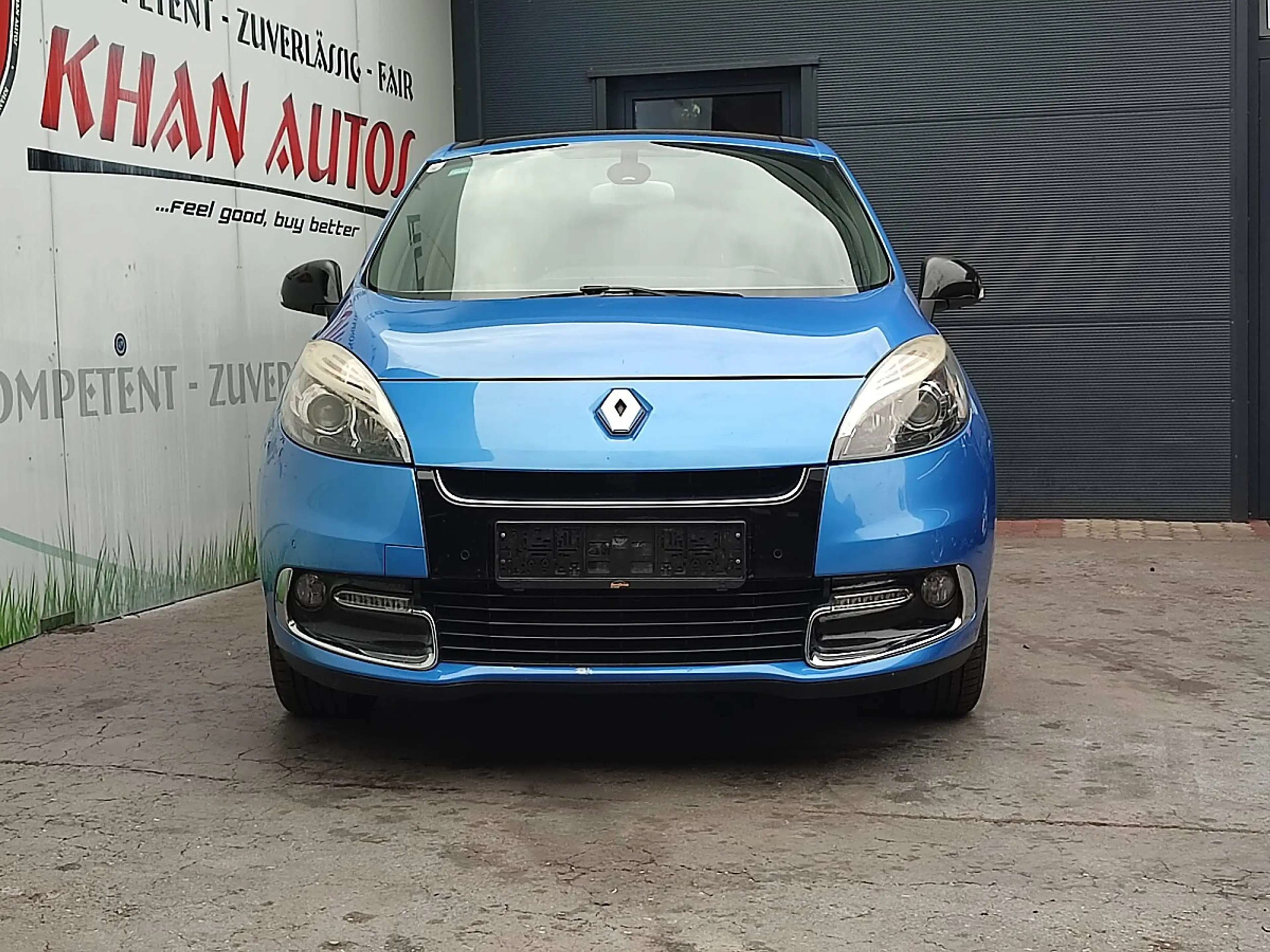 Renault Scenic Scénic dCi 110 EDC Bose Edition — photo 2