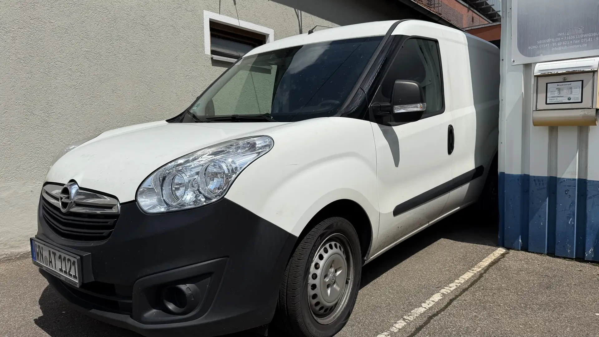 Opel Combo Kasten L1H1 2,4t 2.HD Cool & Sound Klima EURO6 Weiß - 1